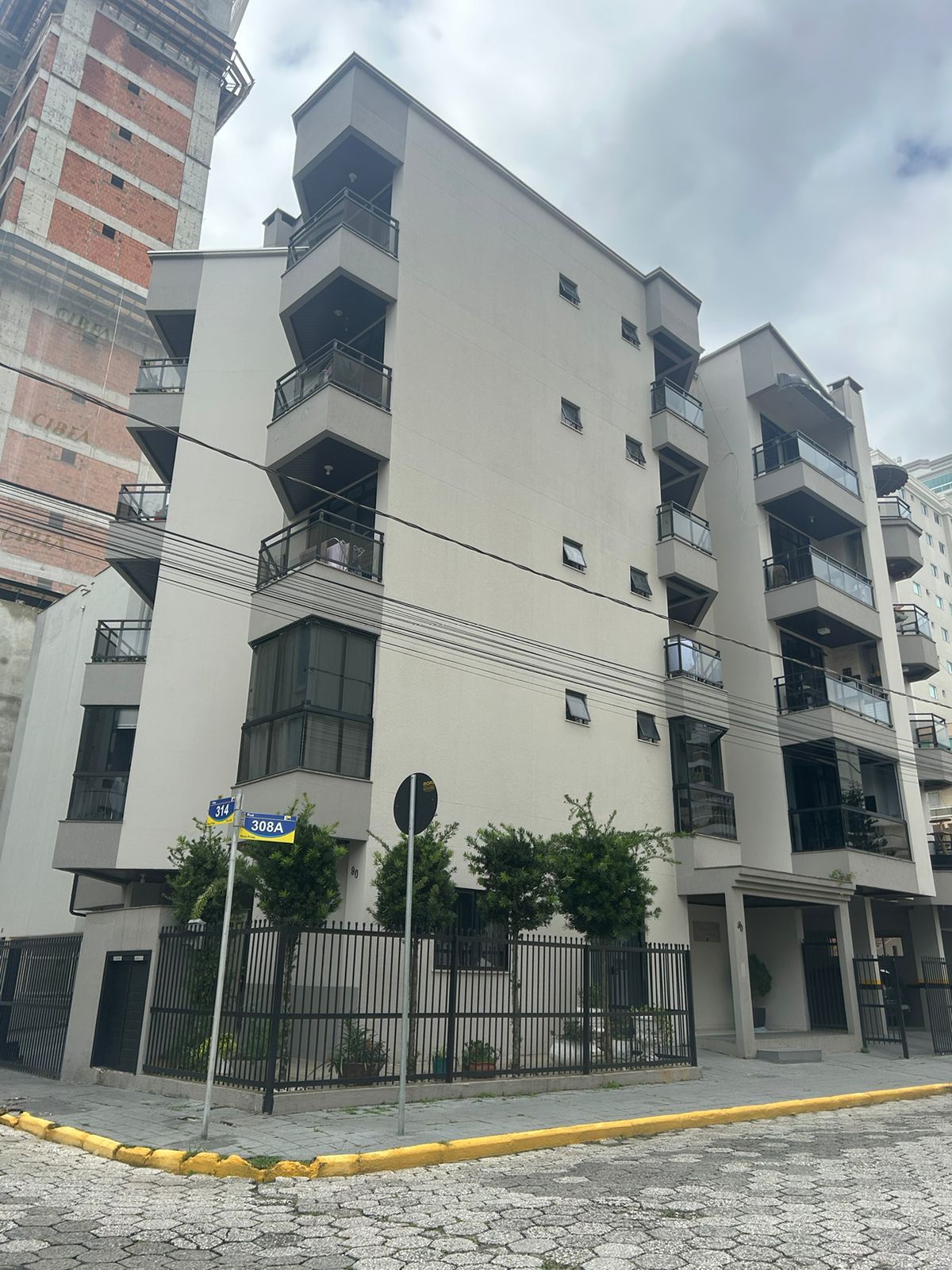 Apartamento à venda com 126m² por R$ 880.000,00 - Invicta Itapema - Assessoria Imobiliária