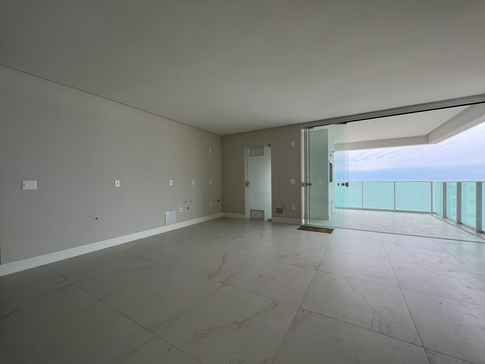  - Apartamento com vista para o mar à venda com 197m² por R$ 4.290.000,00