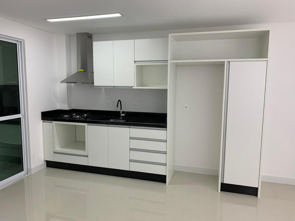  - Apartamento à venda com 70m² por R$ 830.000,00
