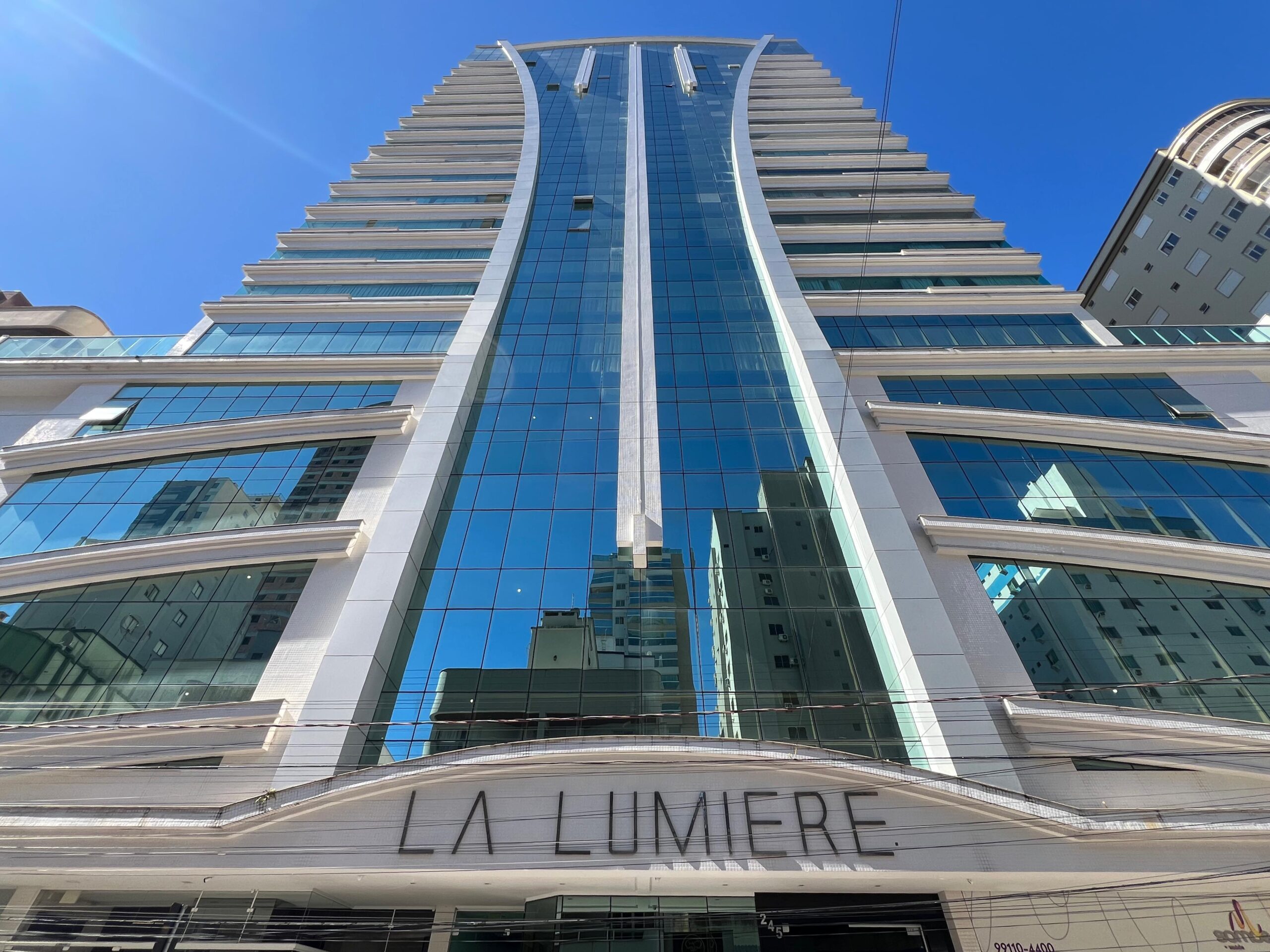 Apartamento à venda com 207.87m² por R$ 3.500.000,00 - Invicta Itapema - Assessoria Imobiliária