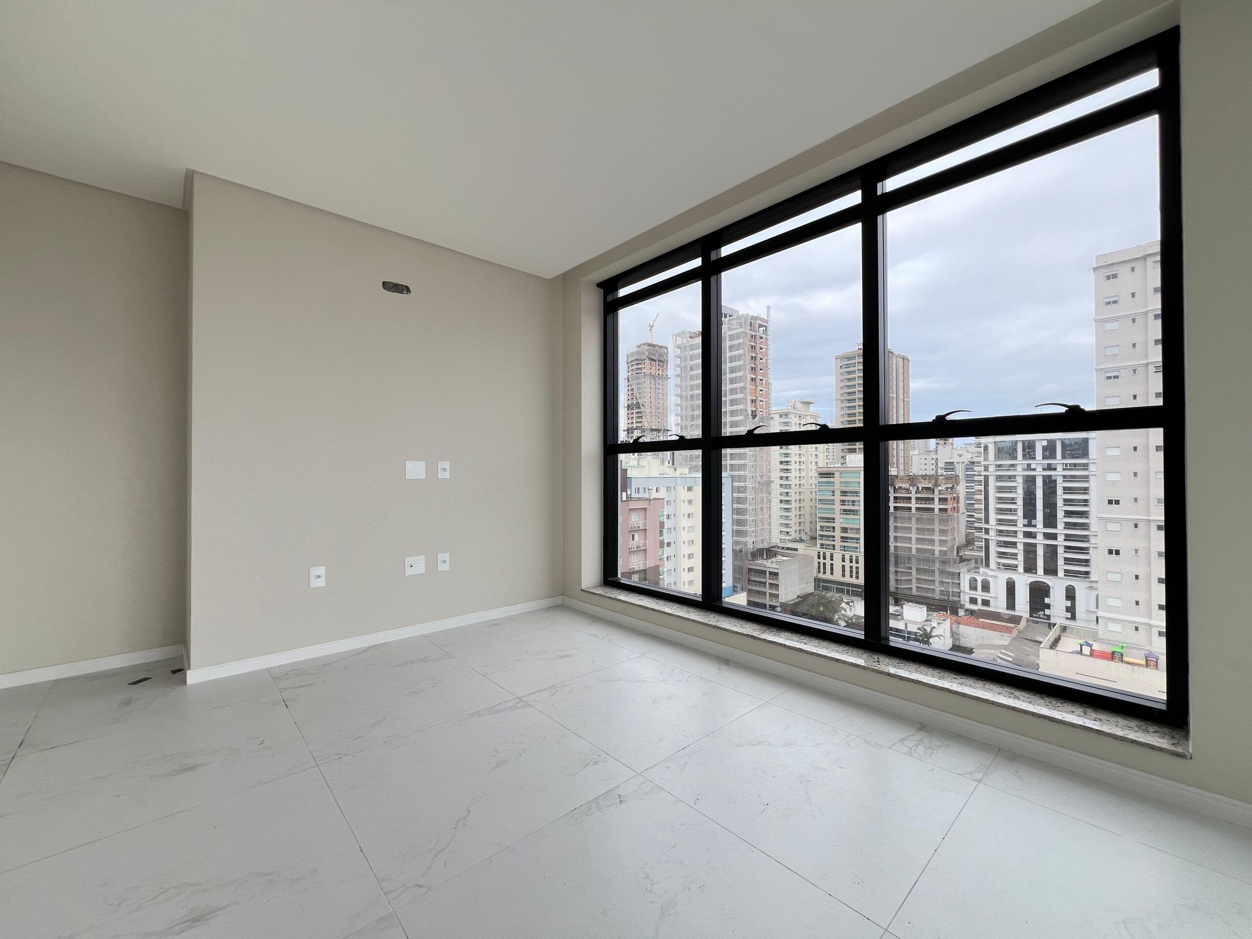  - Apartamento à venda com 114m² por R$ 1.750.000,00