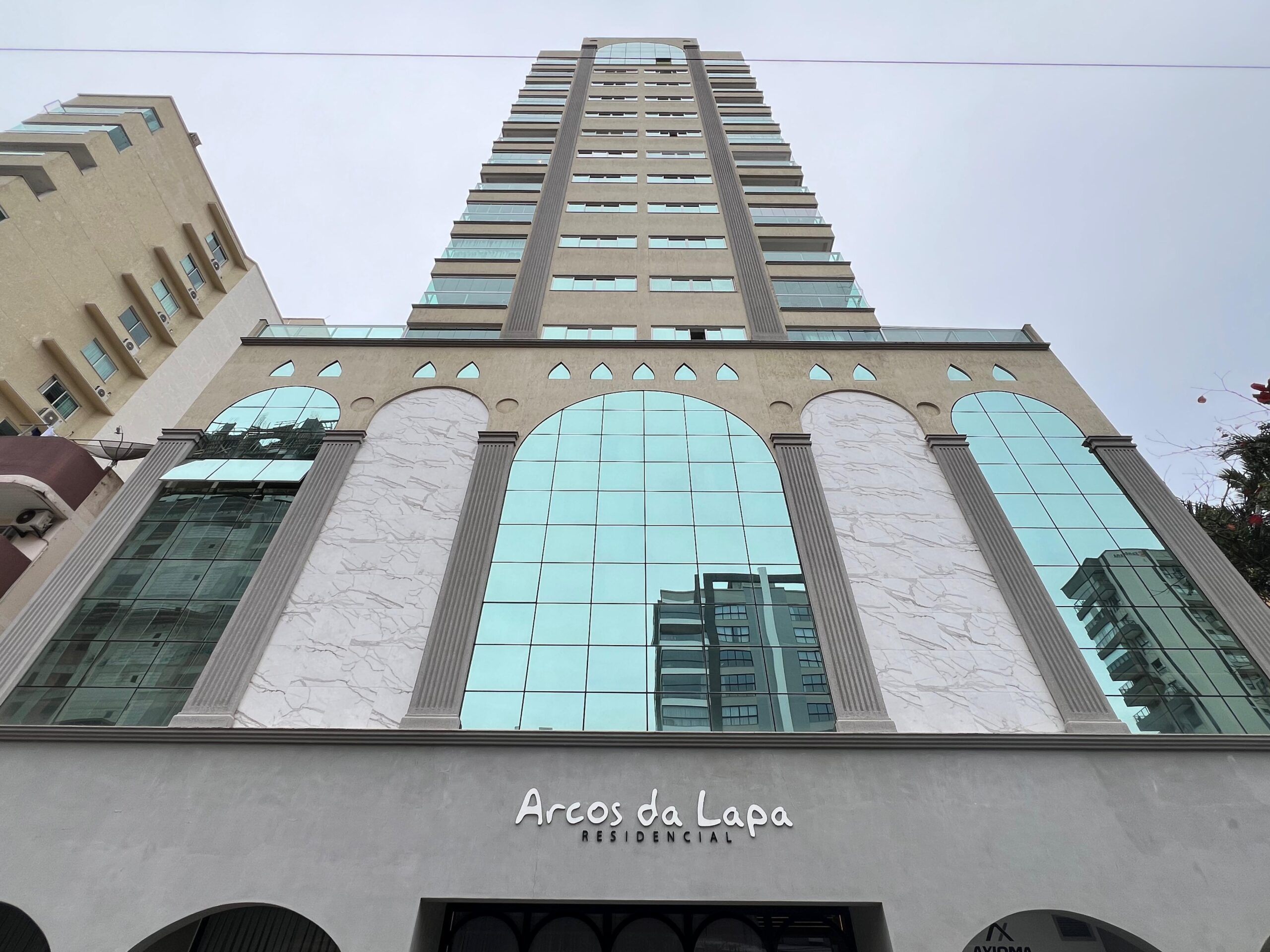 Apartamento à venda com 113m² por R$ 1.850.000,00 - Invicta Itapema - Assessoria Imobiliária
