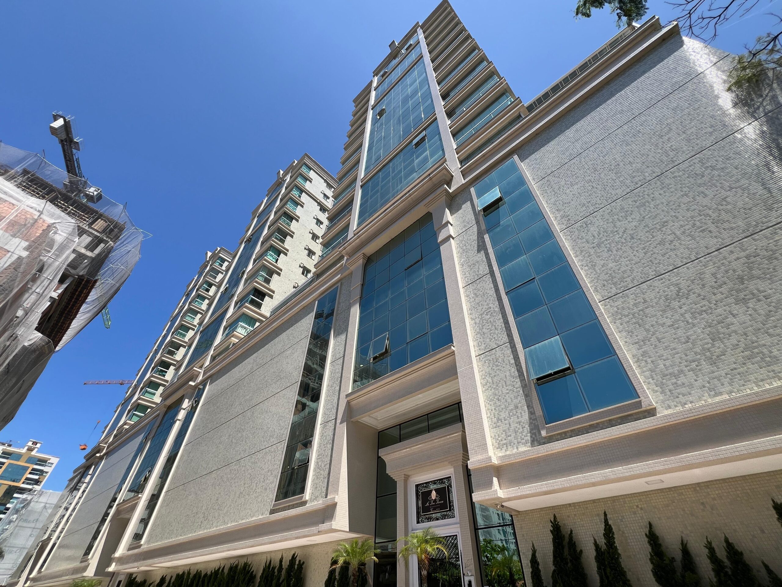  - Apartamento à venda com 245m² por R$ 3.500.000,00