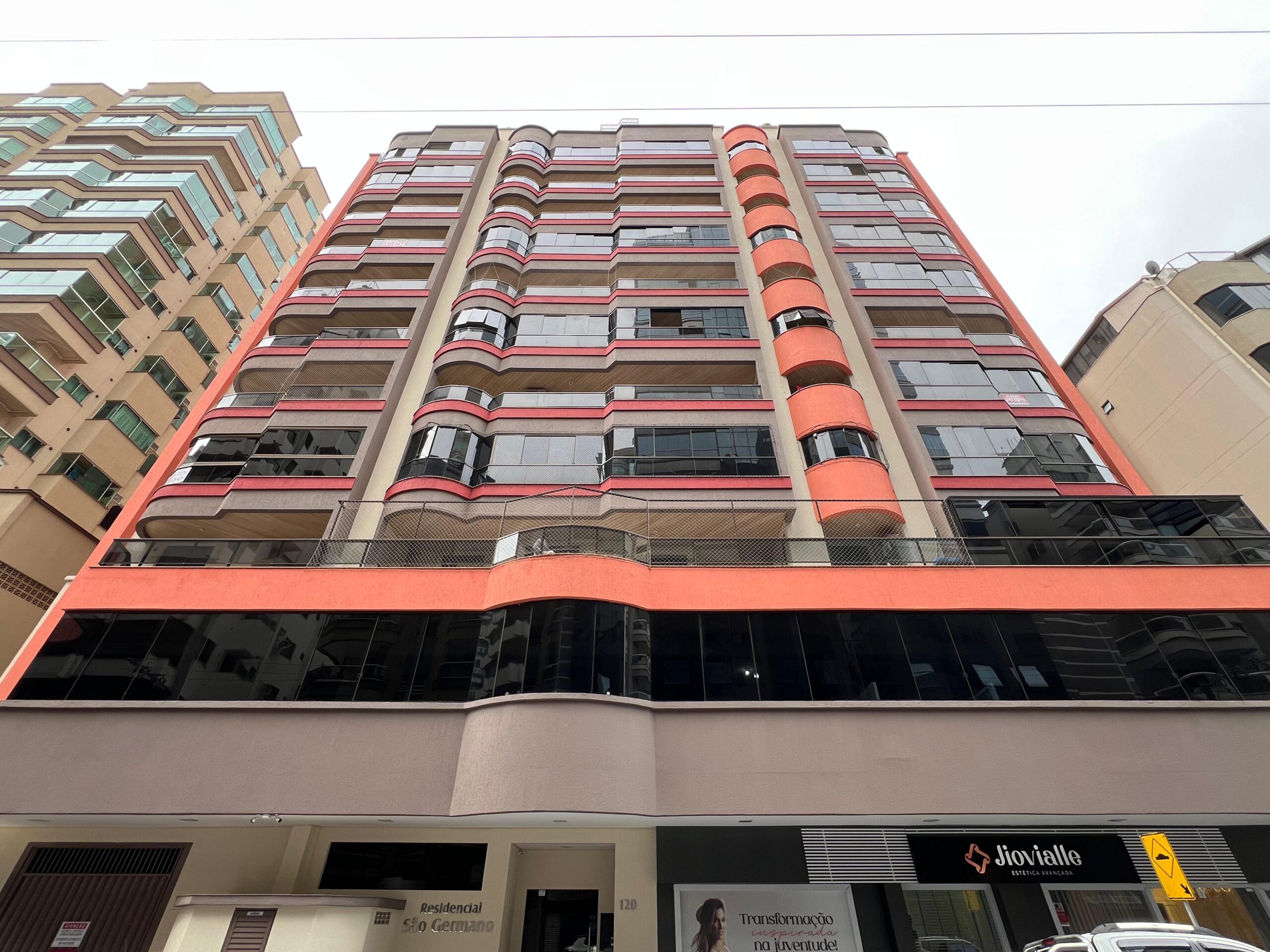 Apartamento à venda com 146m² por R$ 1.650.000,00 - Invicta Itapema - Assessoria Imobiliária