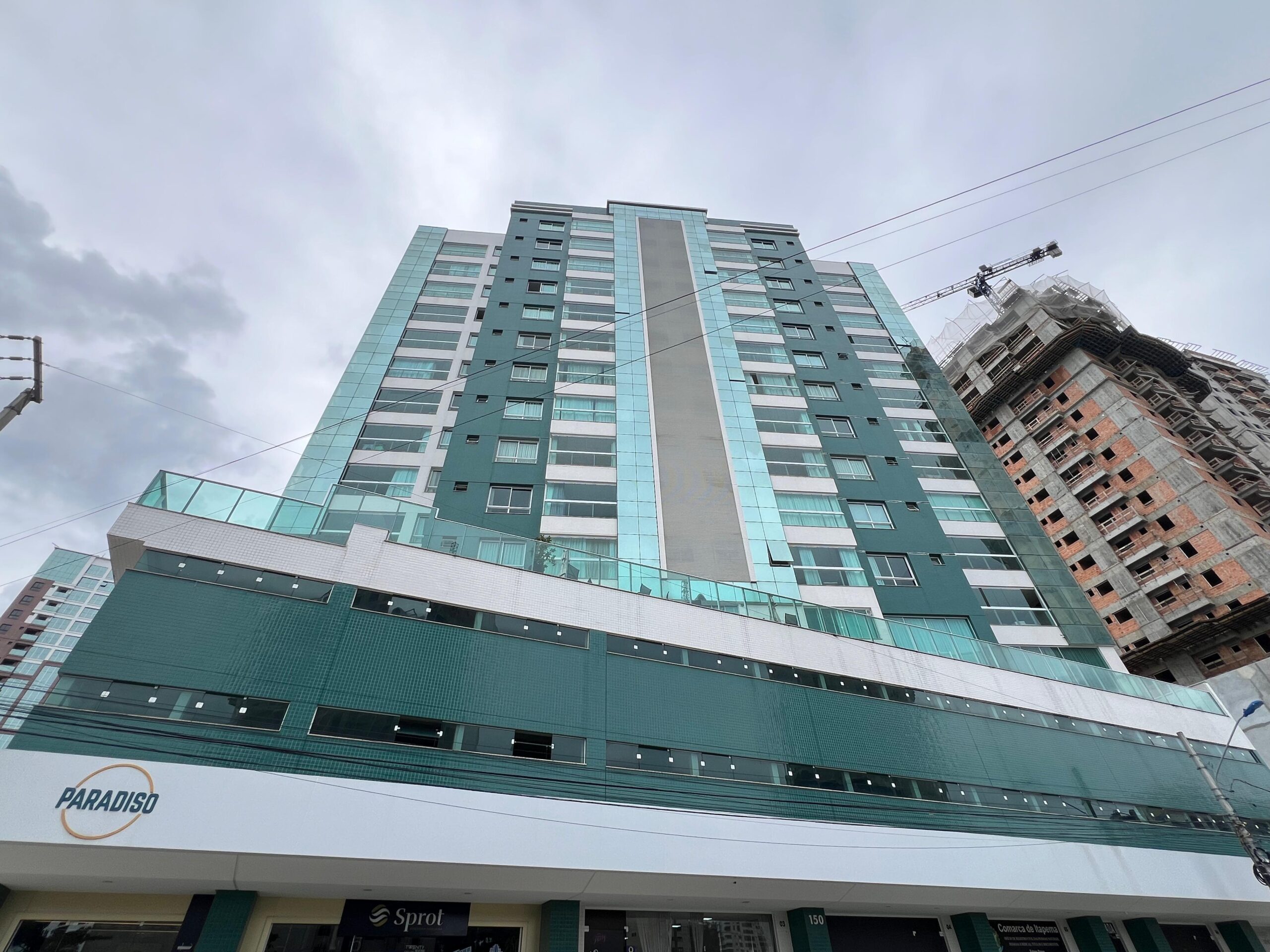 Apartamento com vista para o mar à venda com 105m² por R$ 1.800.000,00 - Invicta Itapema - Assessoria Imobiliária