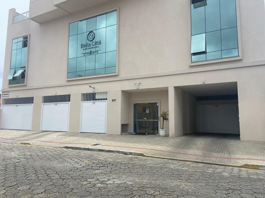  - Apartamento à venda com 62m² por R$ 890.000,00