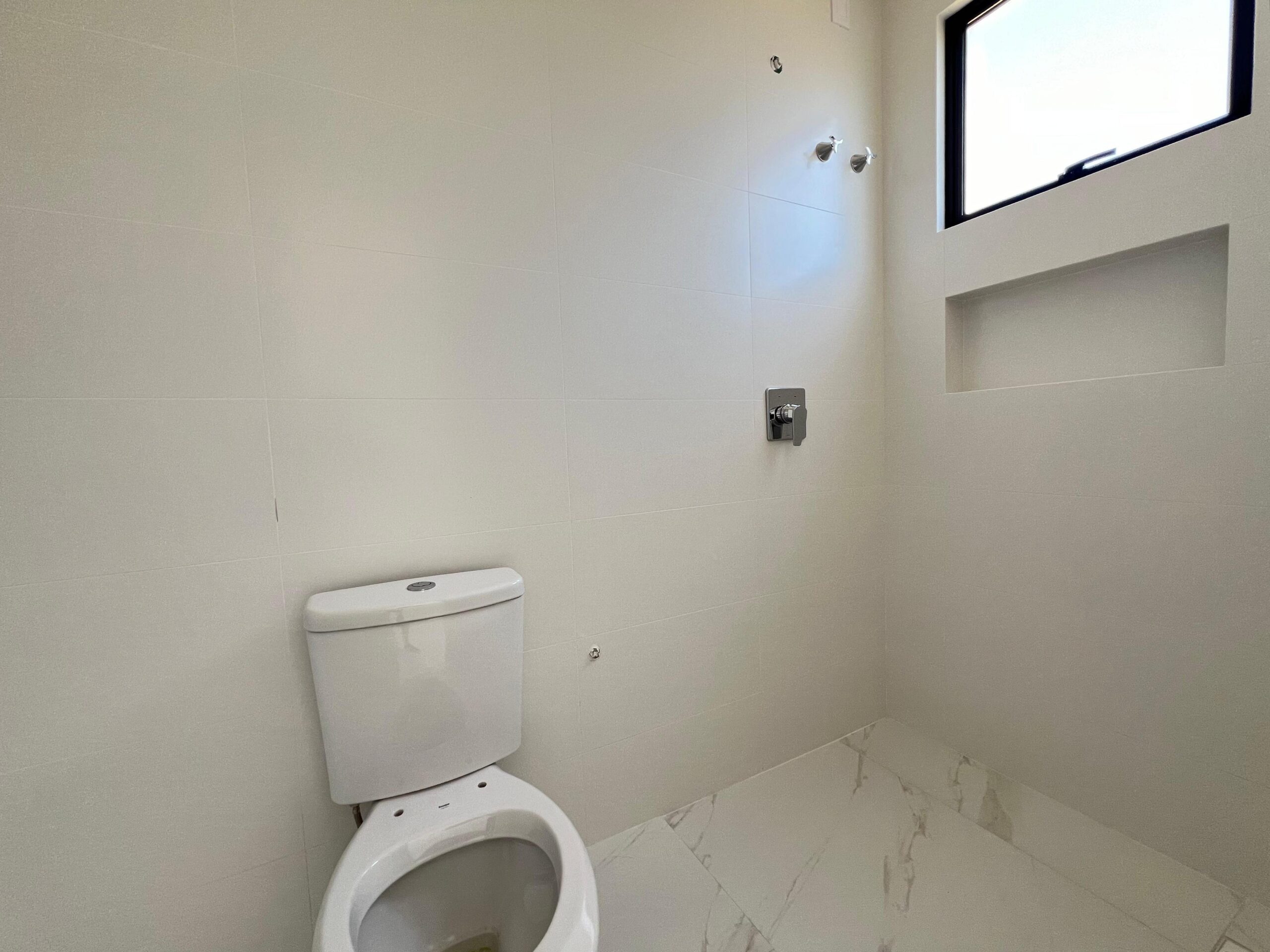  - Apartamento com vista para o mar à venda com 129.31m² por R$ 1.950.000,00