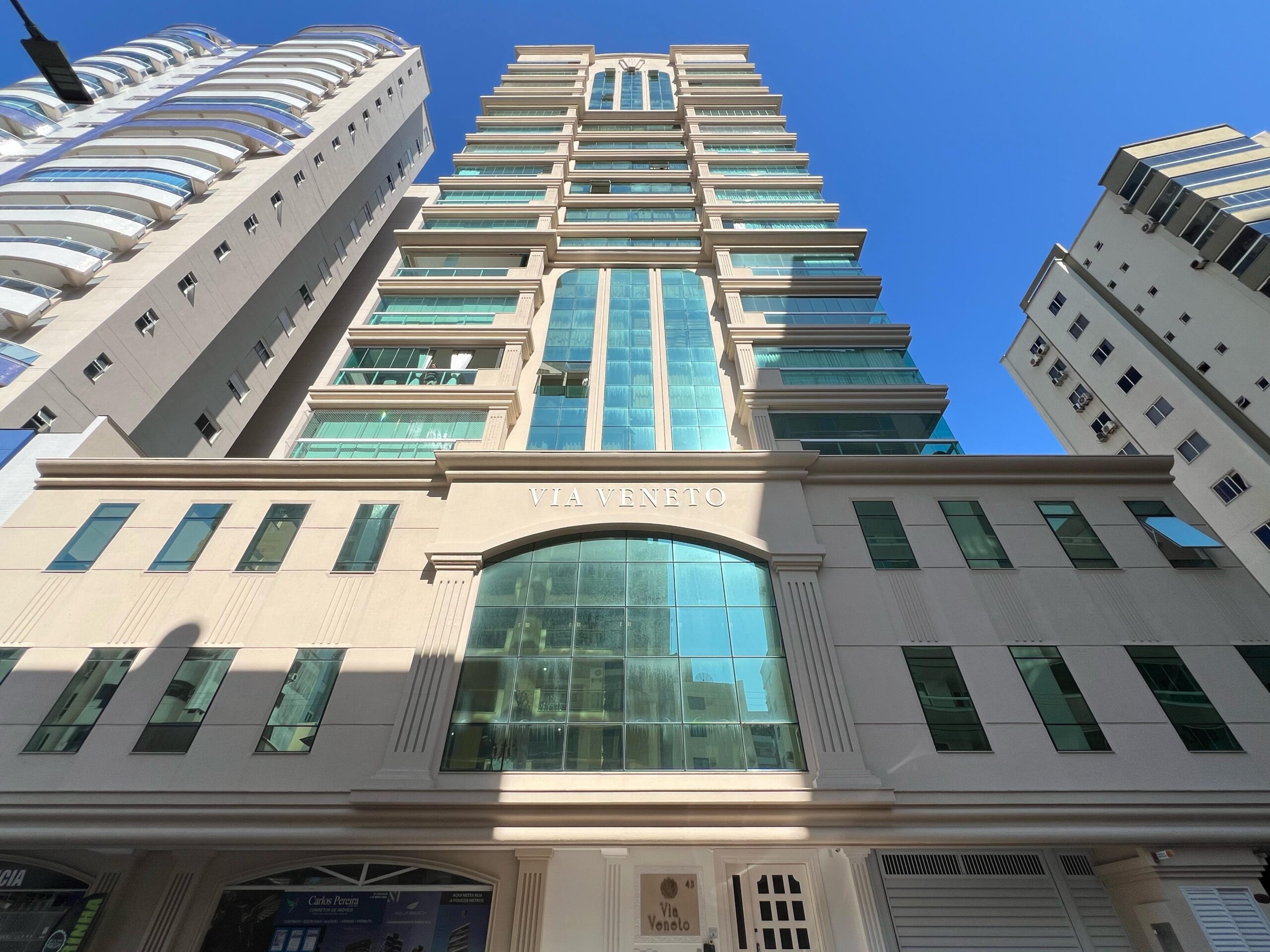 Apartamento à venda com 171m² por R$ 3.500.000,00 - Invicta Itapema - Assessoria Imobiliária