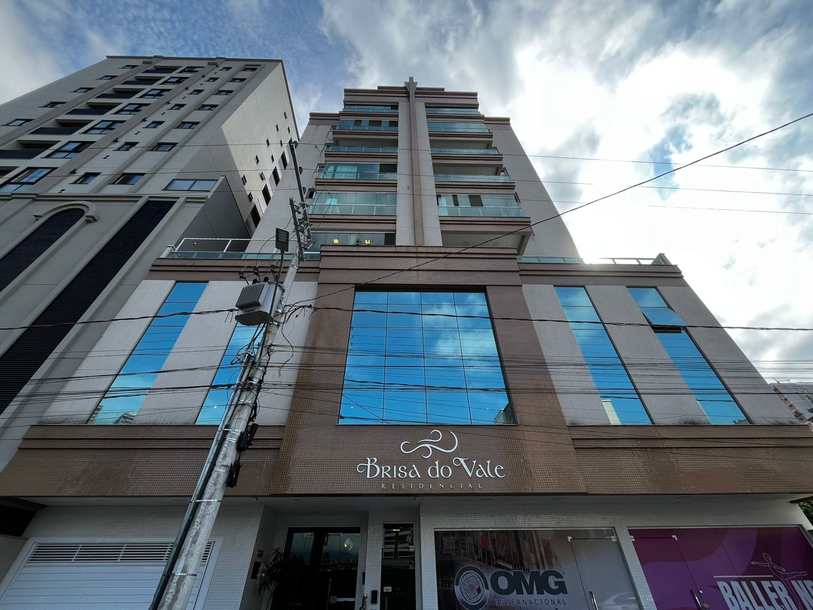 Apartamento à venda com 81m² por R$ 1.450.000,00 - Invicta Itapema - Assessoria Imobiliária