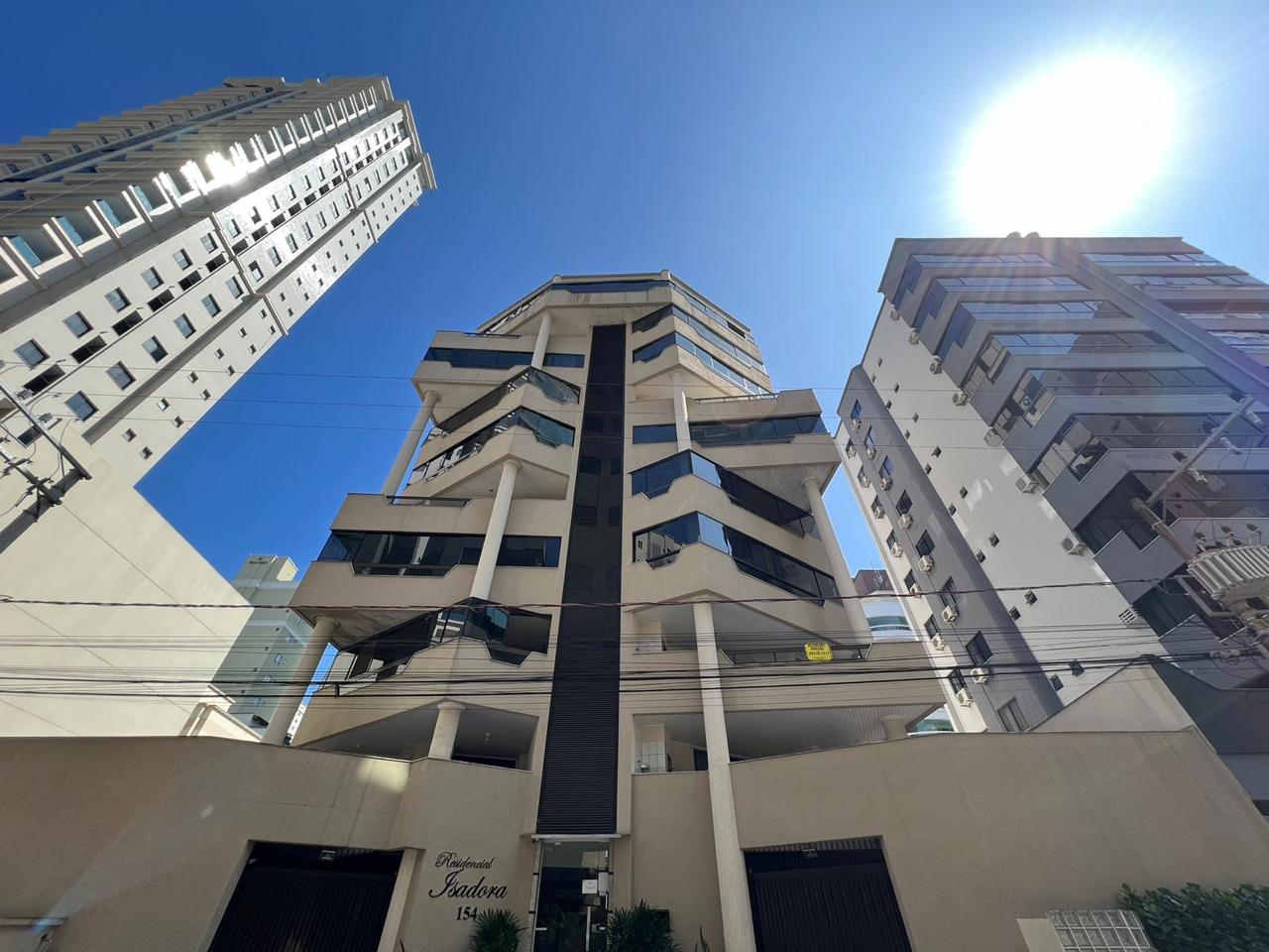 Apartamento à venda com 115m² por R$ 1.300.000,00 - Invicta Itapema - Assessoria Imobiliária
