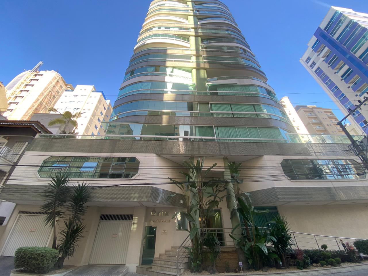 Apartamento, 3 quartos, 143 m² - Foto 1
