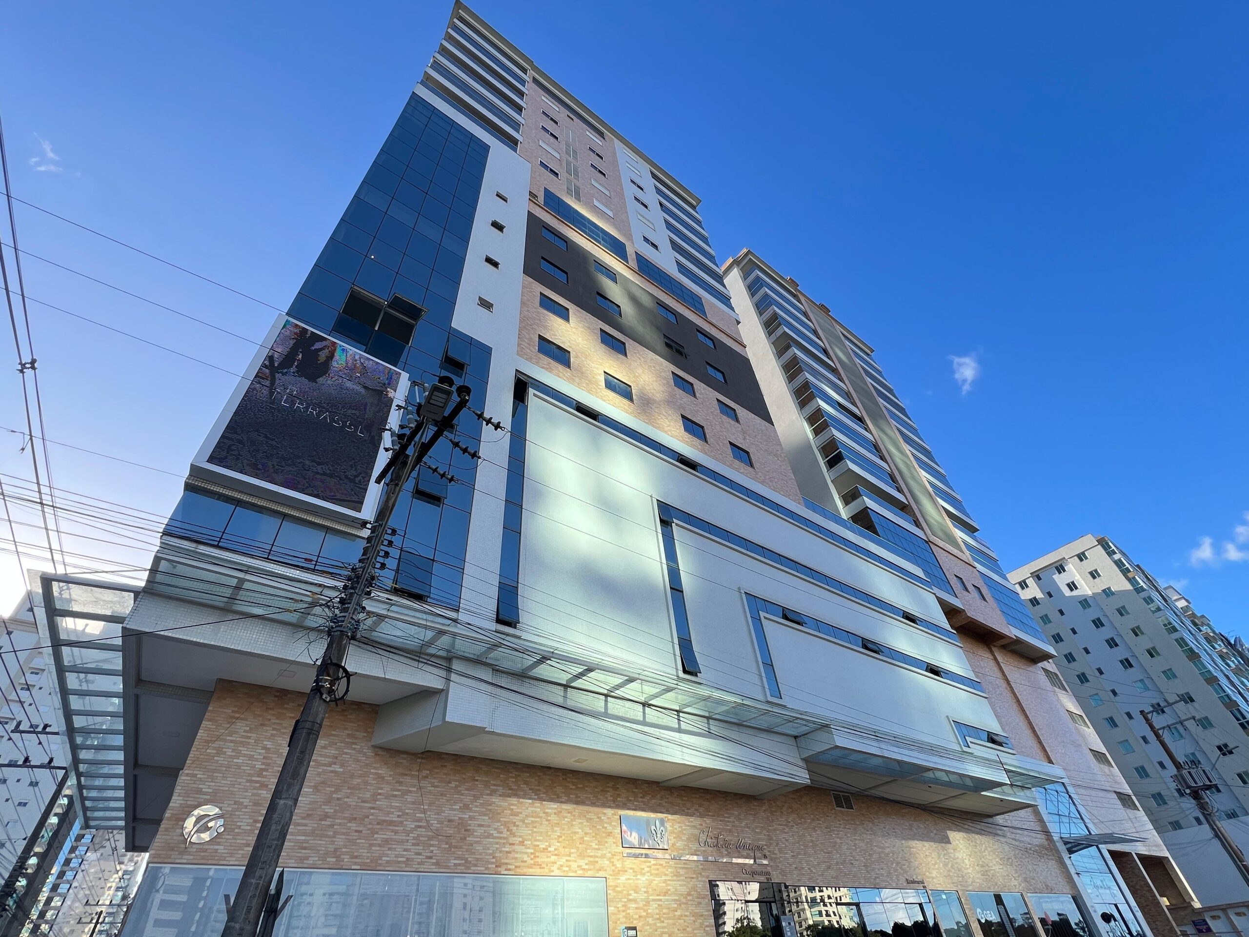 Apartamento, 3 quartos, 200 m² - Foto 1