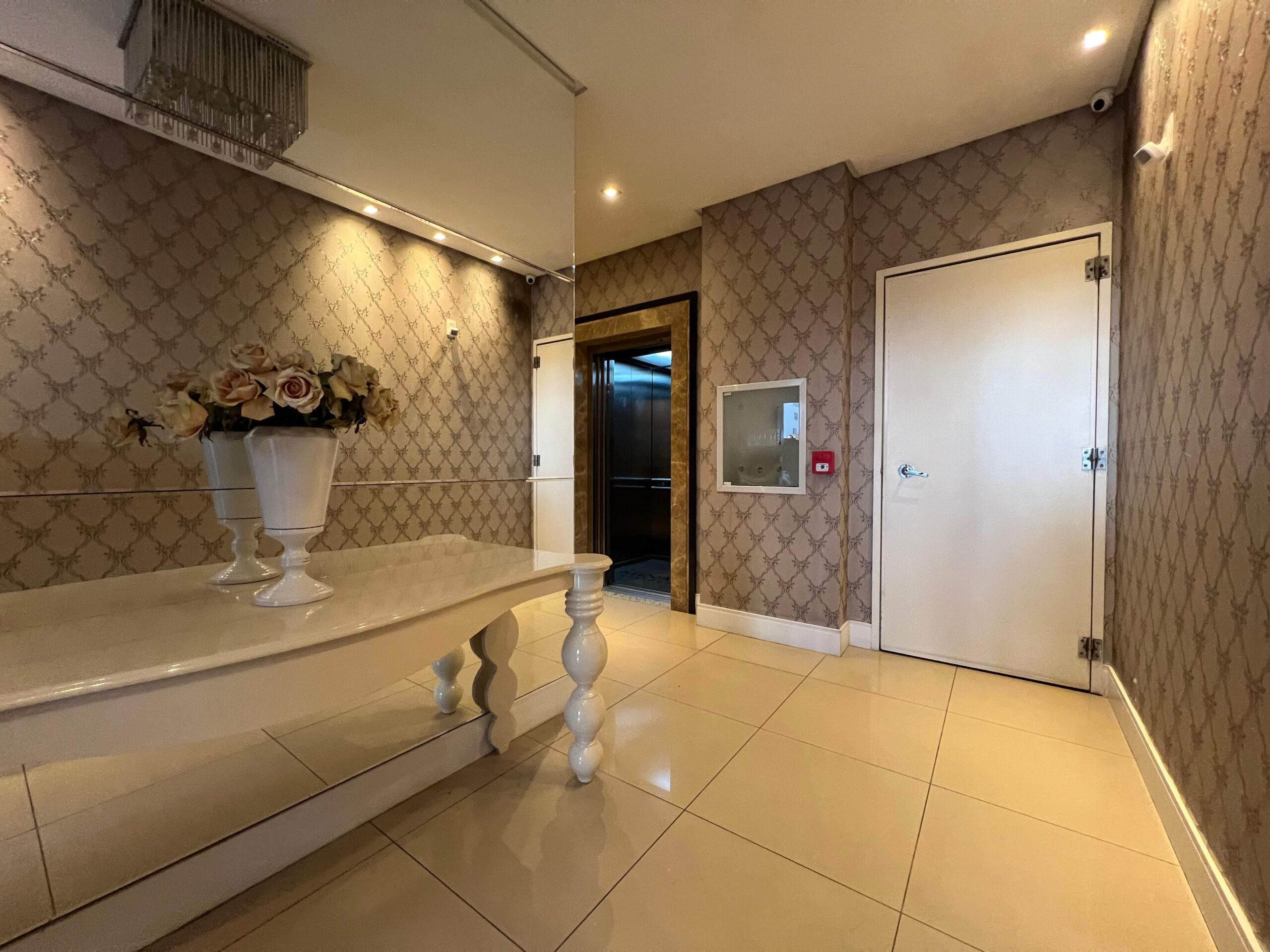 Apartamento, 3 quartos, 130 m² - Foto 2
