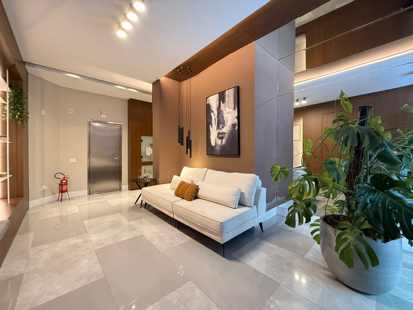  - Apartamento à venda com 130.98m² por R$ 2.200.000,00