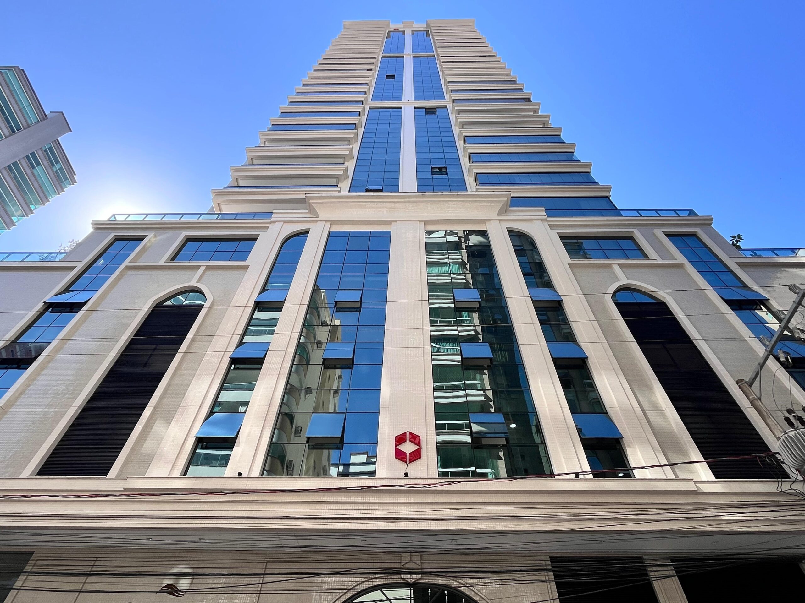 Apartamento à venda com 163m² por R$ 2.990.000,00 - Invicta Itapema - Assessoria Imobiliária