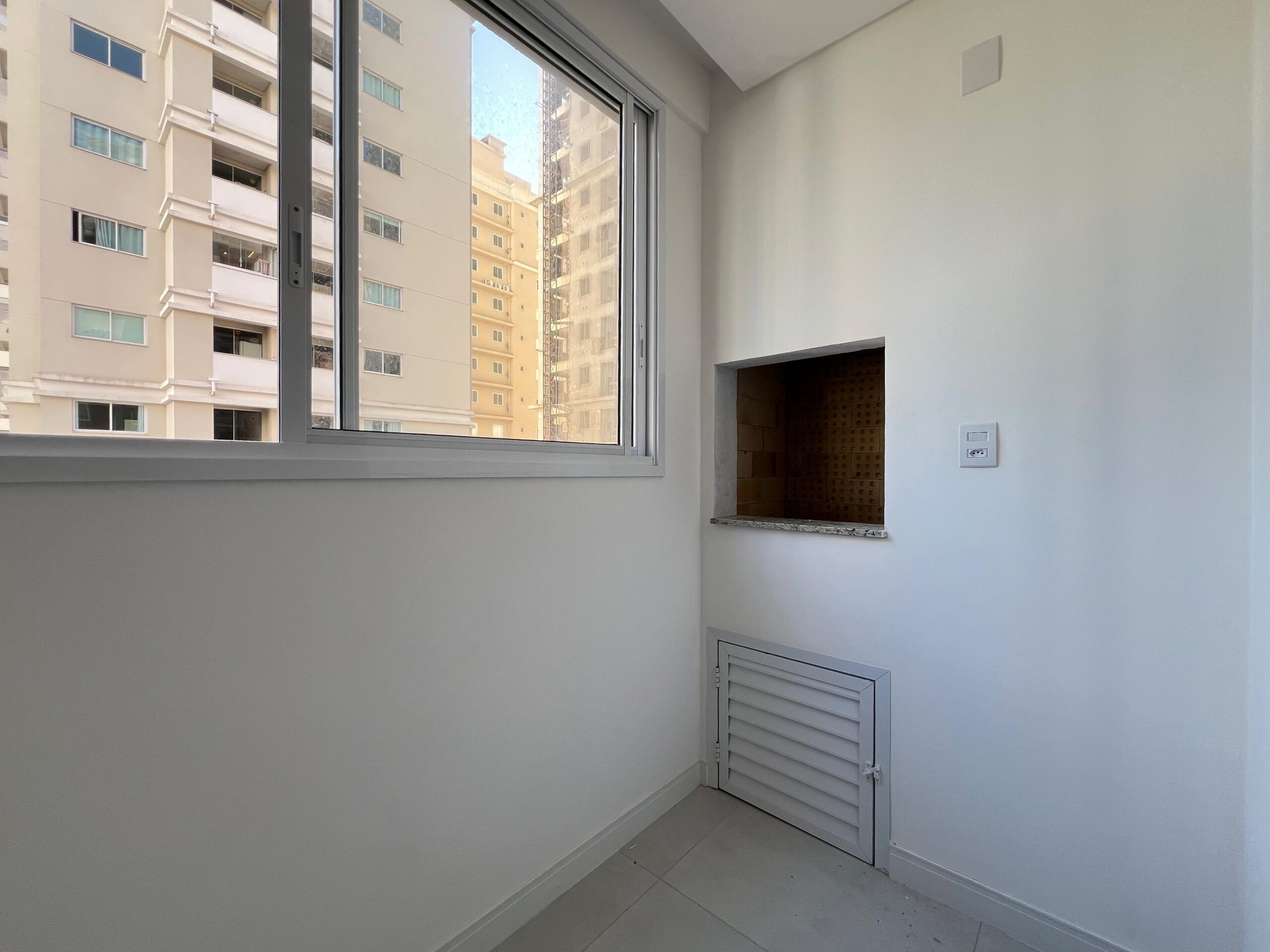  - Apartamento à venda com 69m² por R$ 650.000,00