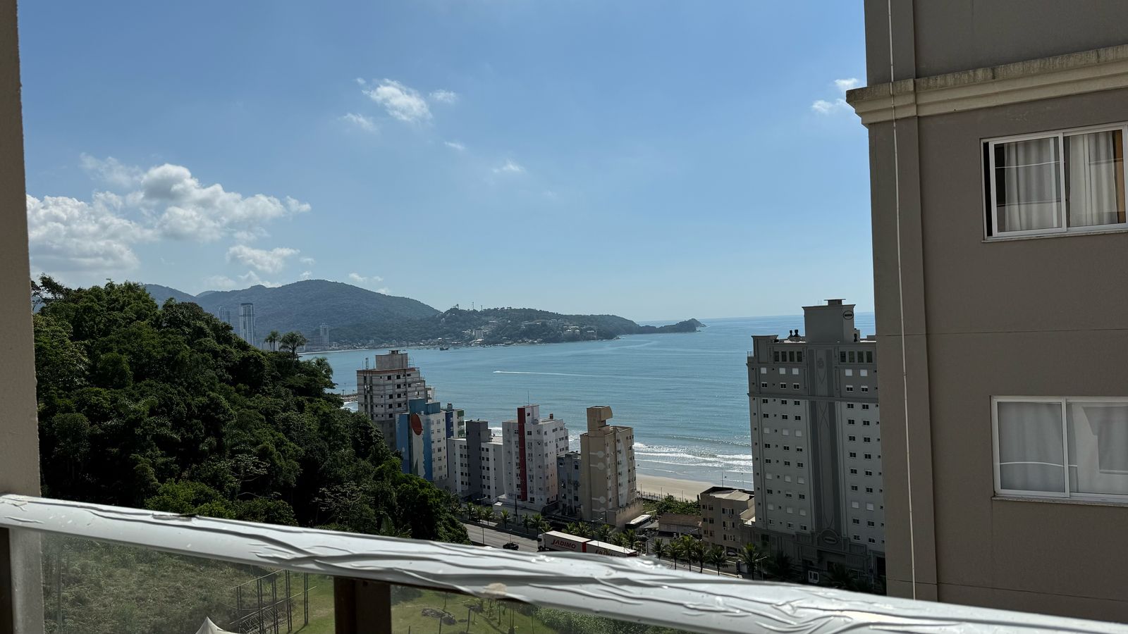  - Apartamento com vista para o mar à venda com 67.83m² por R$ 850.000,00