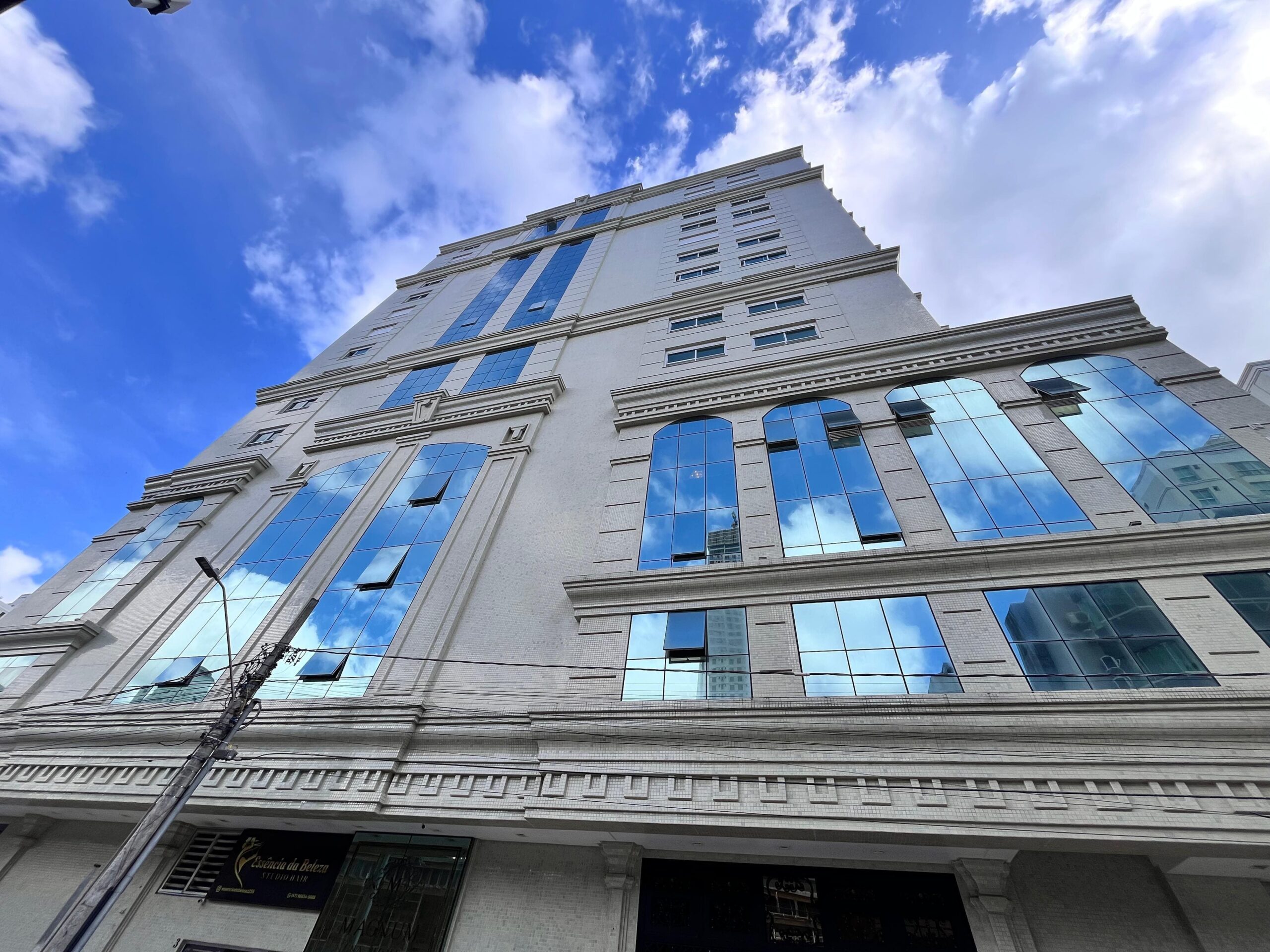 Apartamento com vista para o mar à venda com 156m² por R$ 3.300.000,00 - Invicta Itapema - Assessoria Imobiliária