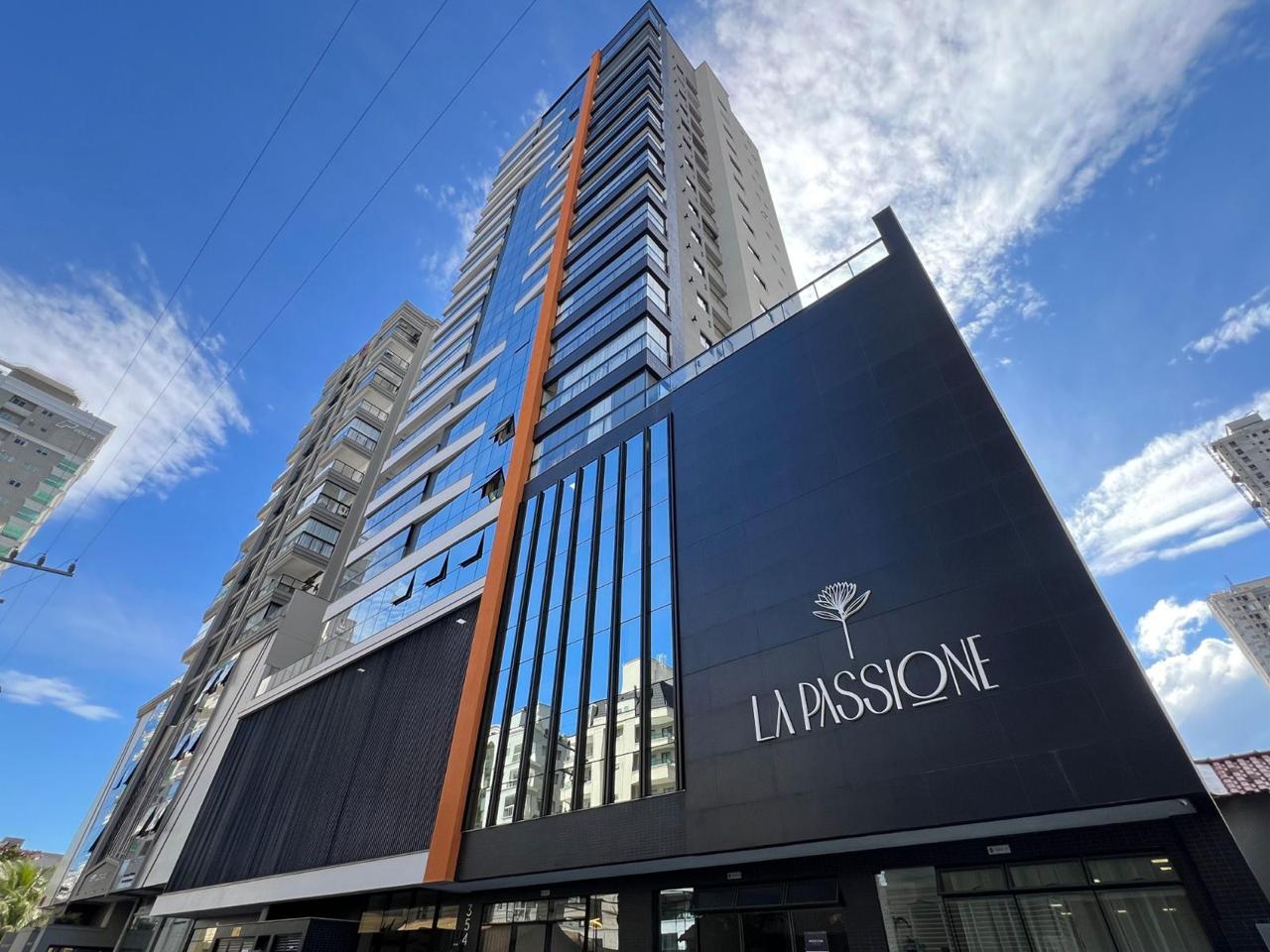 Apartamento à venda com 130.22m² por R$ 1.950.000,00 - Invicta Itapema - Assessoria Imobiliária