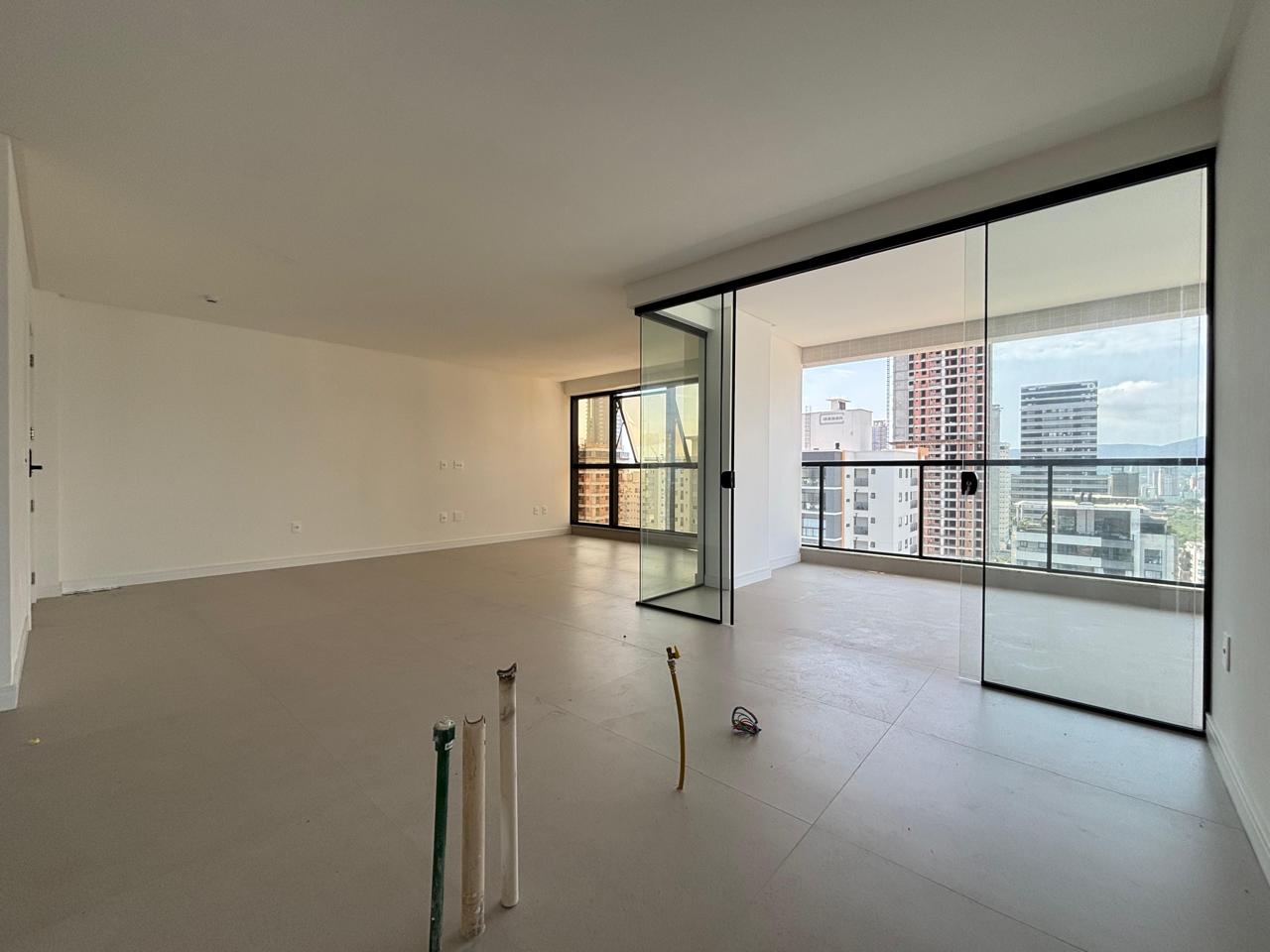  - Apartamento à venda com 130.22m² por R$ 1.950.000,00