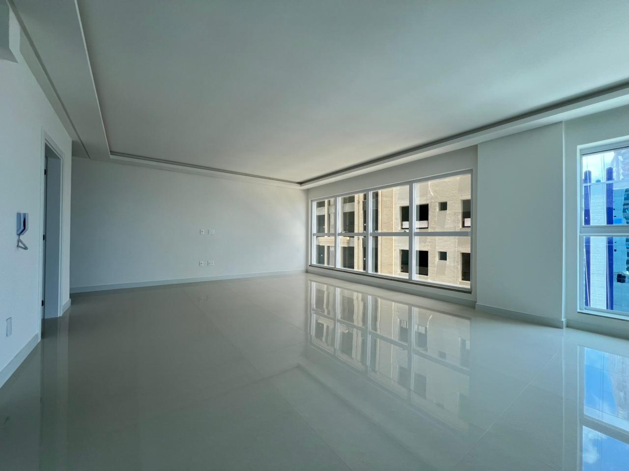  - Apartamento com vista para o mar à venda com 179.5m² por R$ 4.000.000,00