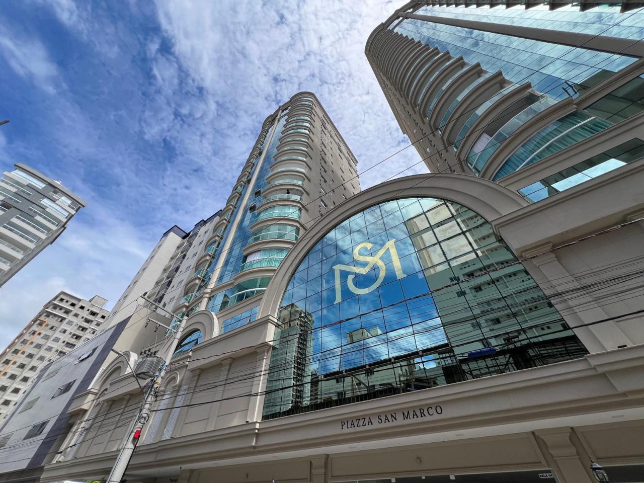  - Apartamento à venda com 129.6m² por R$ 1.899.000,00