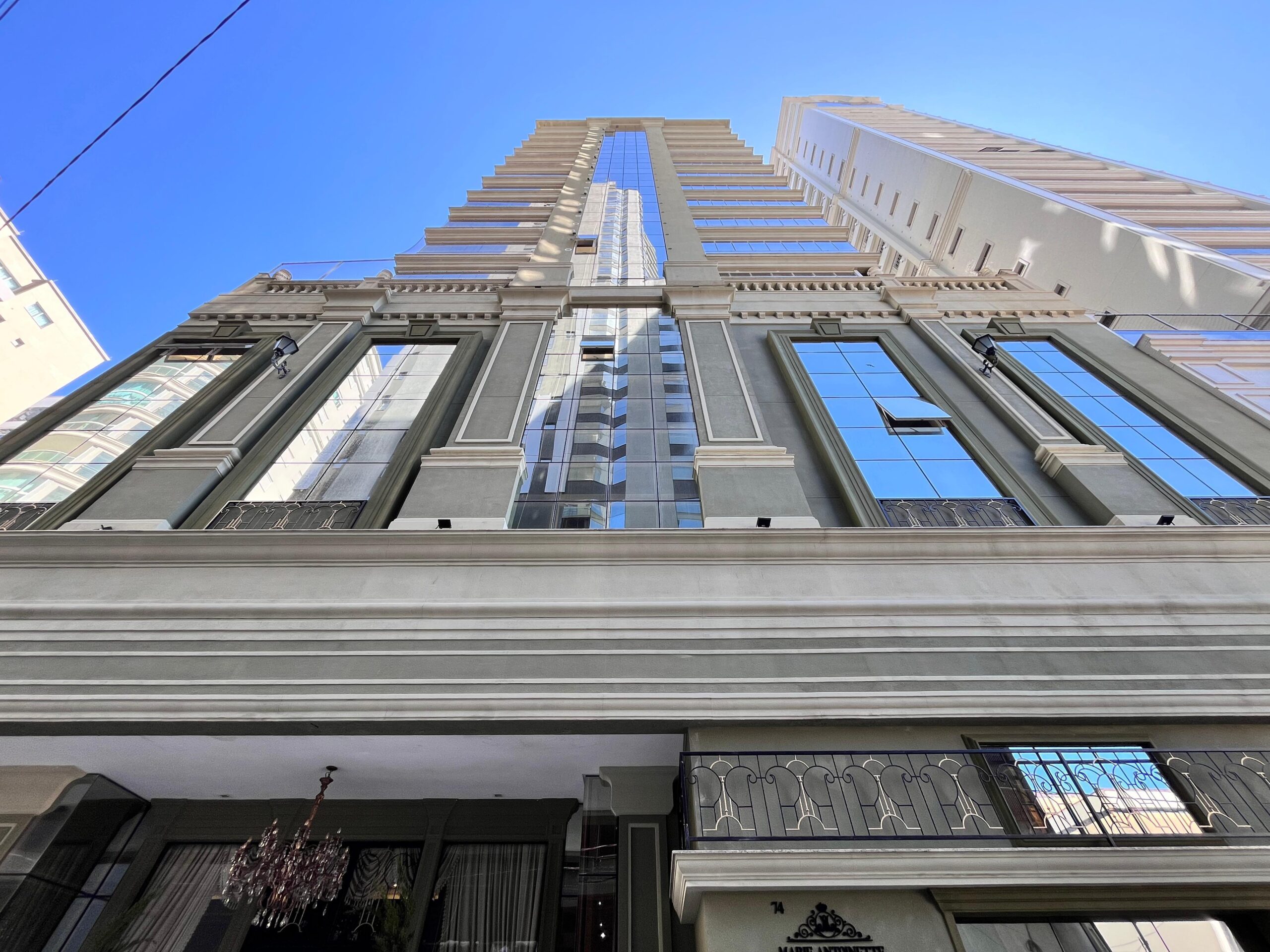 Apartamento com vista para o mar à venda com 150m² por R$ 5.950.000,00 - Invicta Itapema - Assessoria Imobiliária