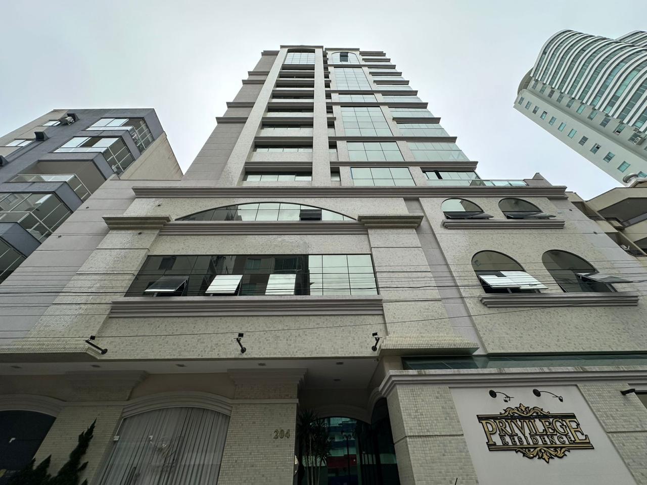 Apartamento à venda com 169m² por R$ 2.300.000,00 - Invicta Itapema - Assessoria Imobiliária