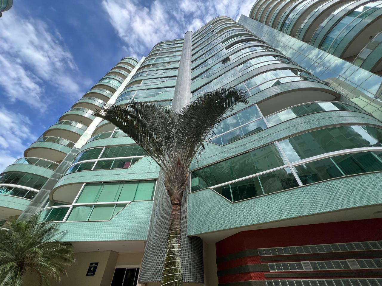  - Apartamento com vista para o mar à venda com 350m² por R$ 10.500.000,00