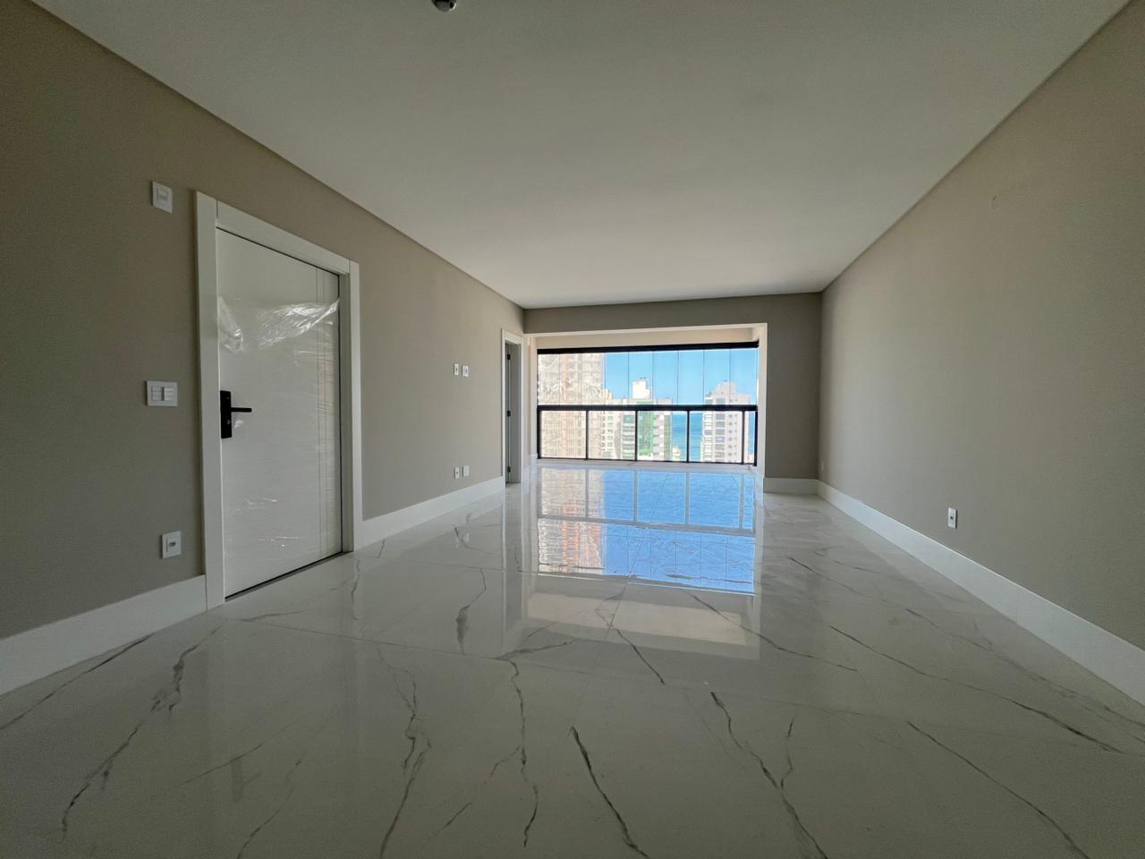  - Apartamento à venda com 135m² por R$ 2.500.000,00