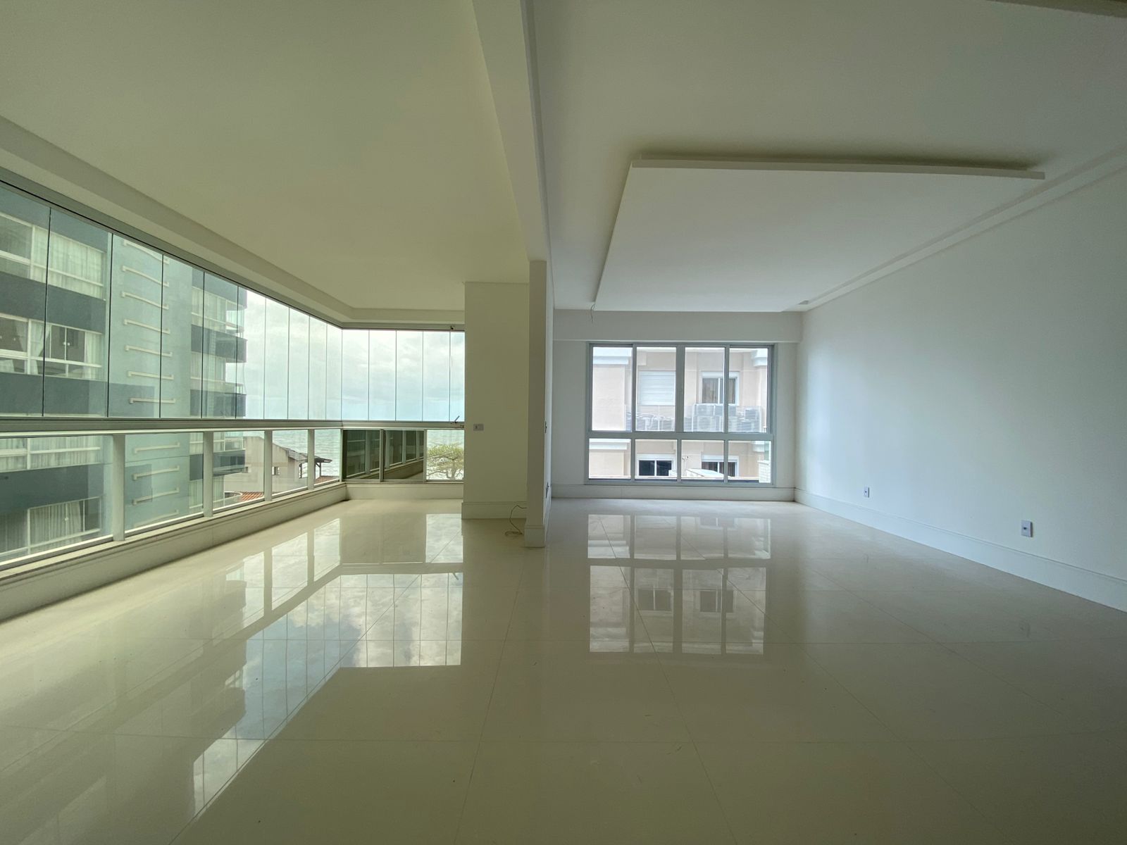  - Apartamento com vista para o mar à venda com 240m² por R$ 4.200.000,00