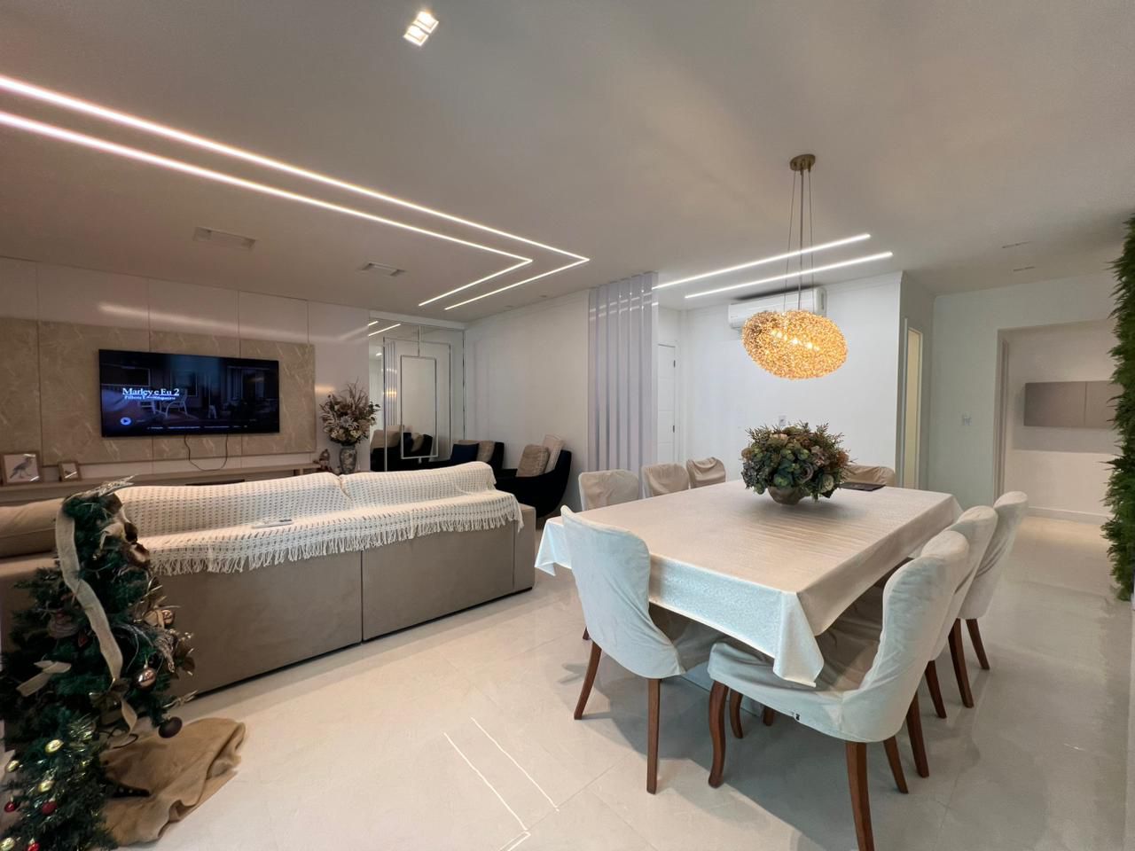  - Apartamento à venda com 130m² por R$ 2.050.000,00