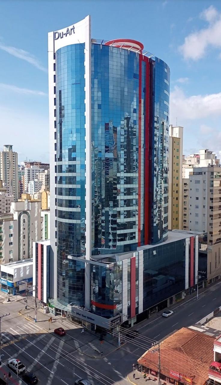  - Apartamento com vista para o mar à venda com 229m² por R$ 5.900.000,00