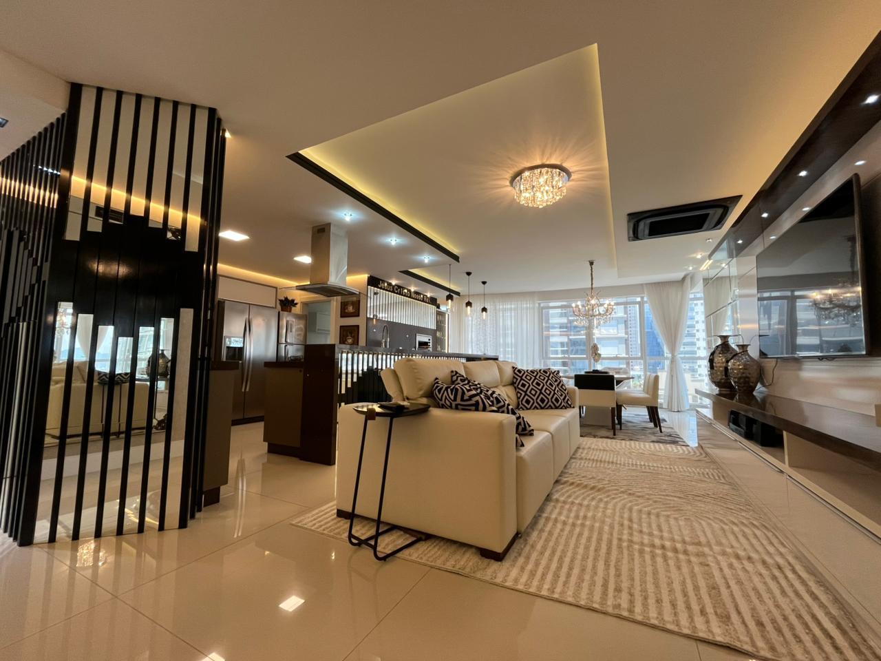  - Apartamento com vista para o mar à venda com 229m² por R$ 5.900.000,00