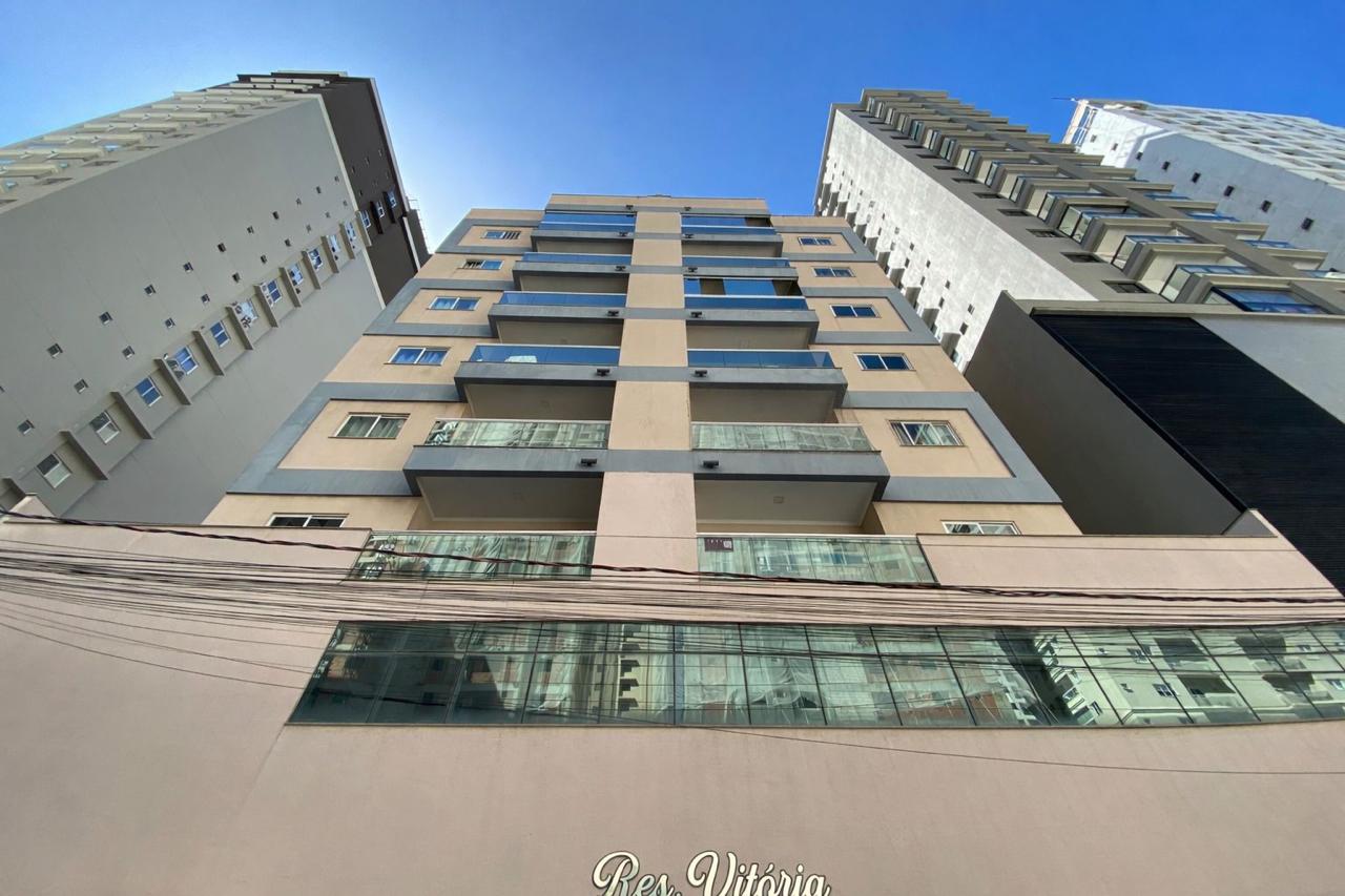 Apartamento à venda com 104m² por R$ 990.000,00 - Invicta Itapema - Assessoria Imobiliária