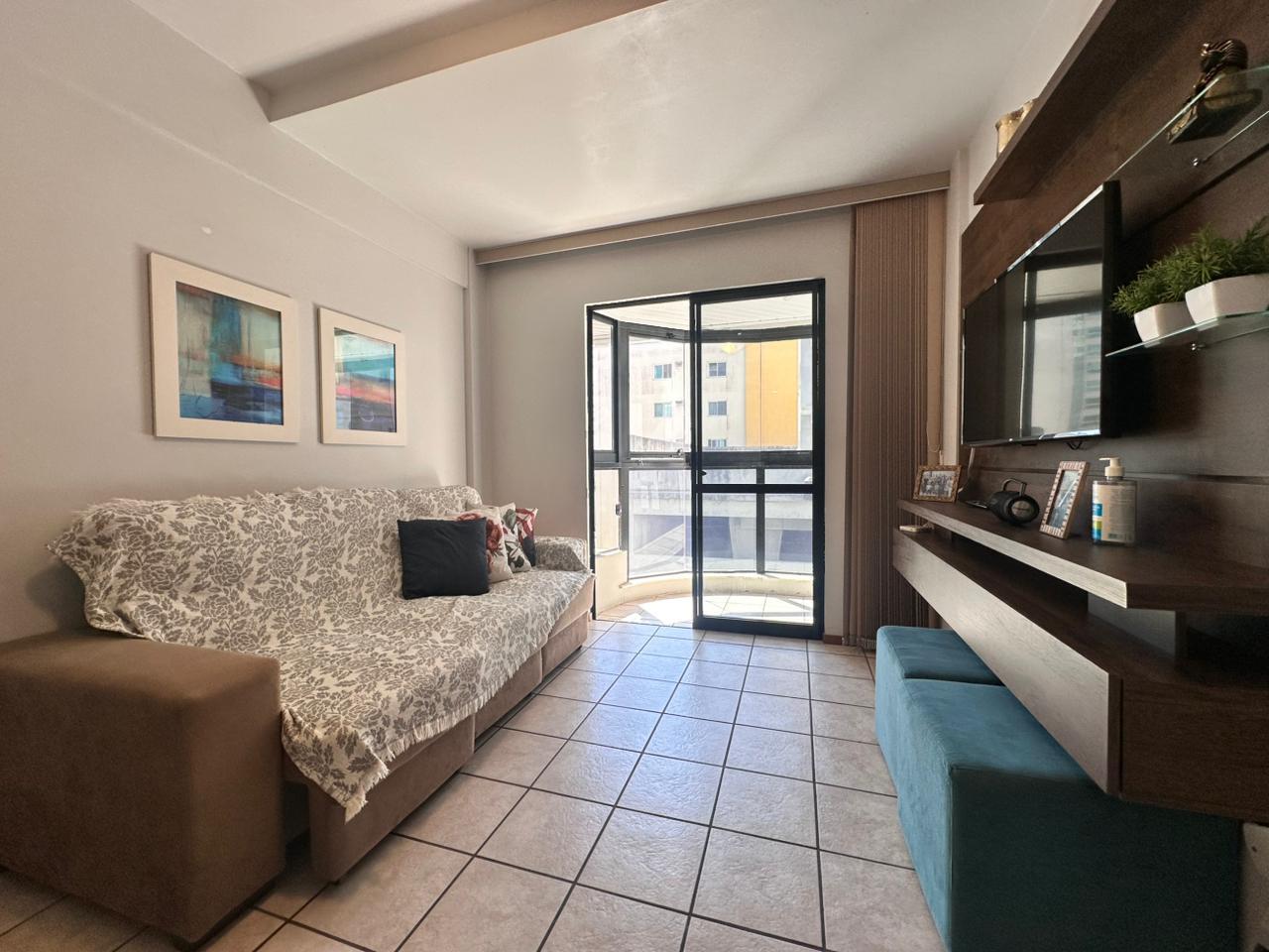 Apartamento à venda com 3 quartos, 120.00m² - Meia Praia,Itapema