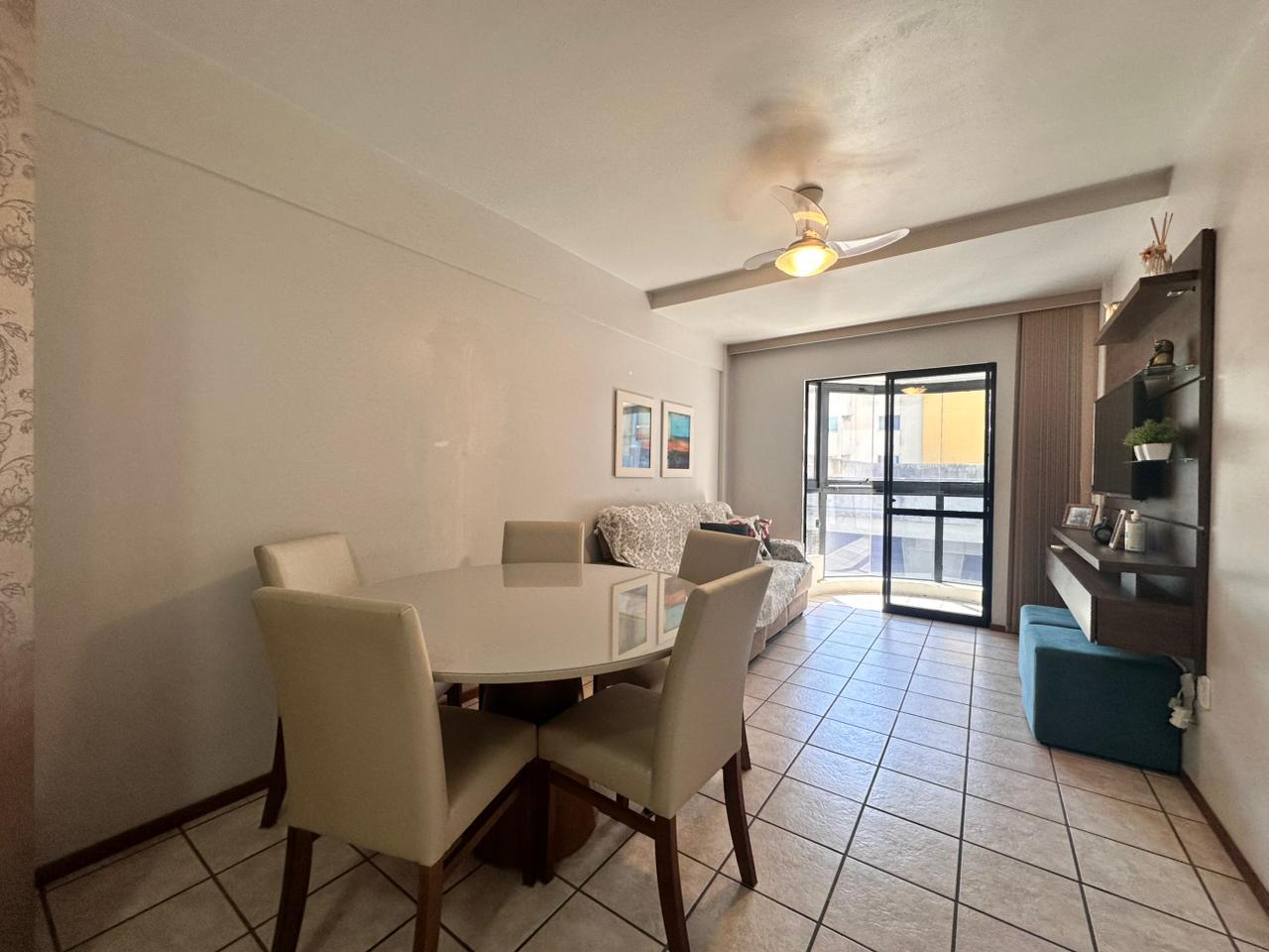 Apartamento à venda com 3 quartos, 120.00m² - Meia Praia,Itapema
