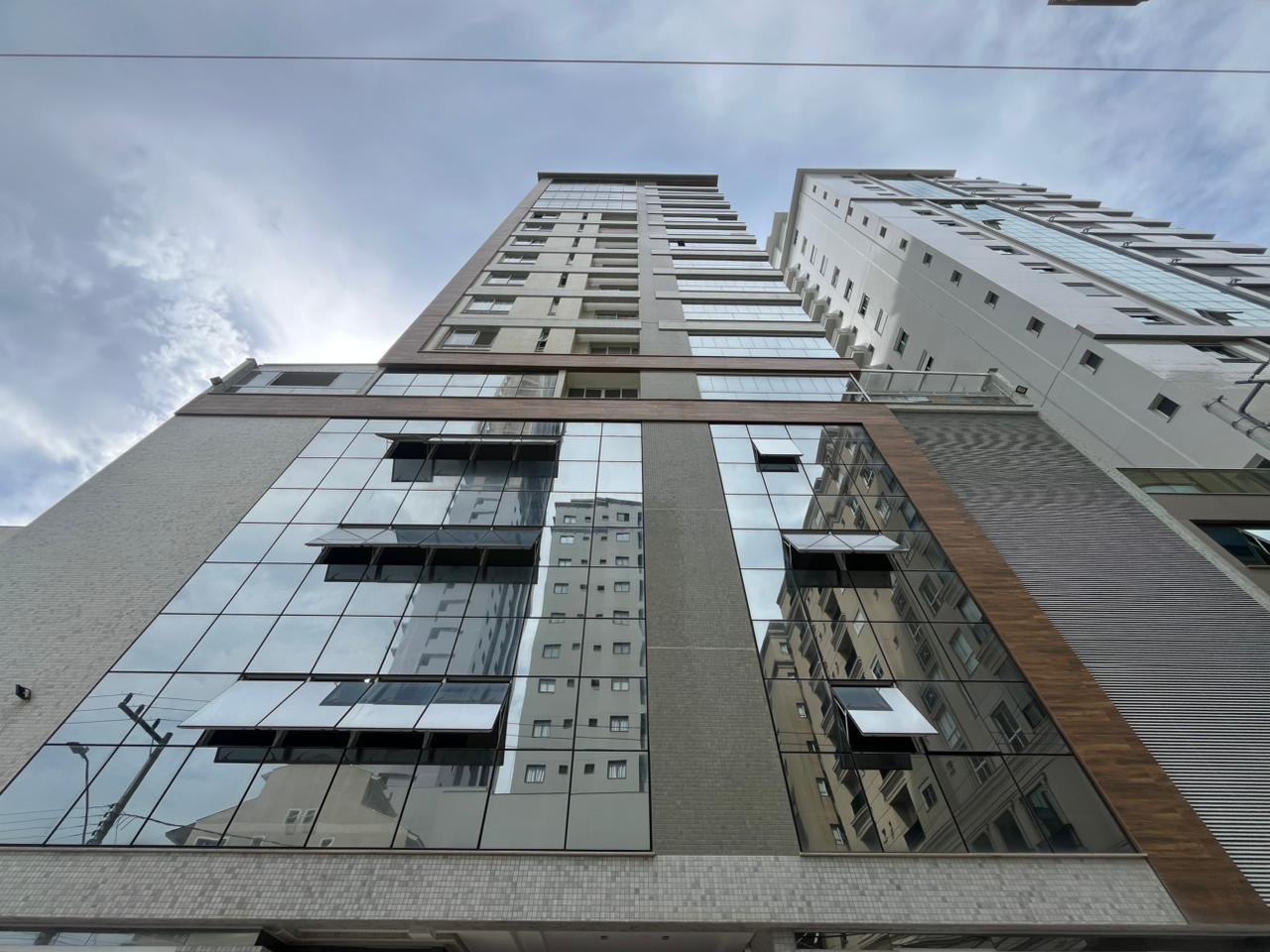 Apartamento, 3 quartos, 132 m² - Foto 1