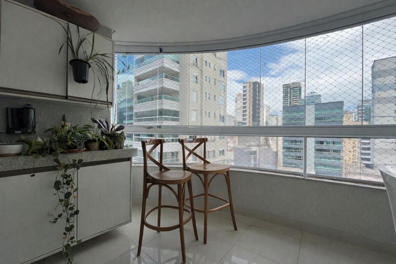 Apartamento à venda com 4 quartos, 156m² - Meia Praia,Itapema