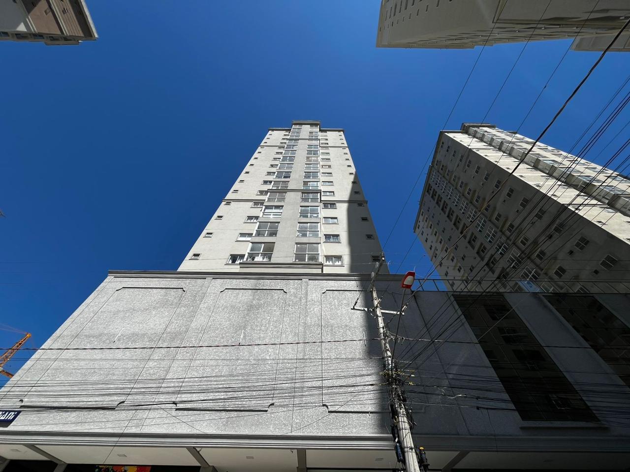  - Apartamento com vista para o mar à venda com 702m² por R$ 1.200.000,00