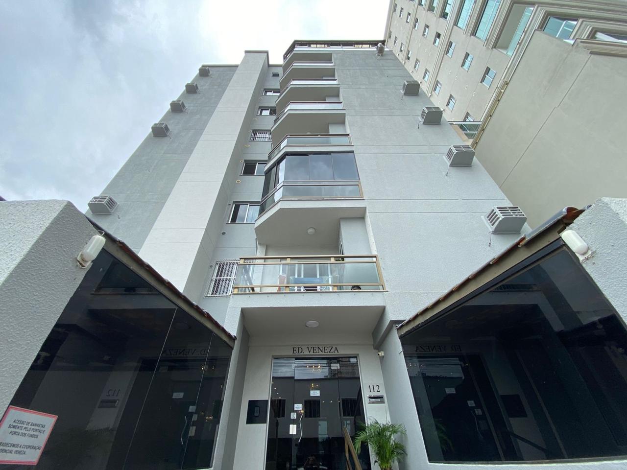  - Apartamento à venda com 702m² por R$ 850.000,00