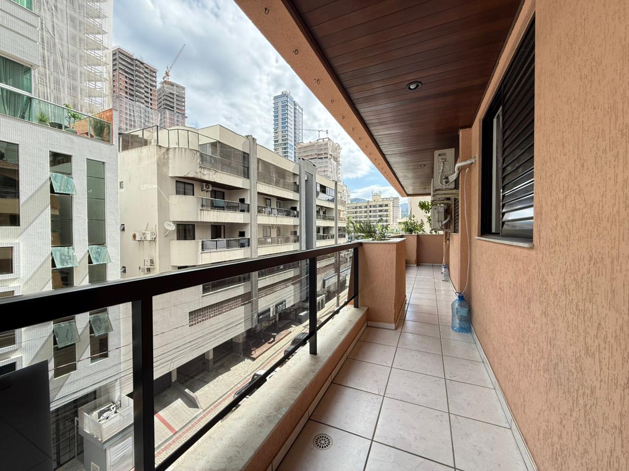 Apartamento à venda com 3 quartos, 120.00m² - Centro,Itapema