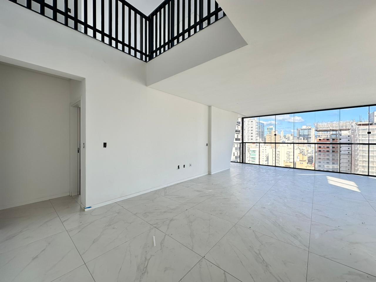  - Apartamento com vista para o mar à venda com 276m² por R$ 3.950.000,00