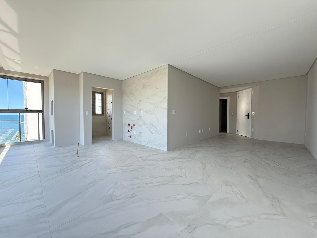  - Apartamento com vista Mar à venda com 3 Suítes 105m² Privativos por R$ 3.000.000,00 Centro de Itapema SC
