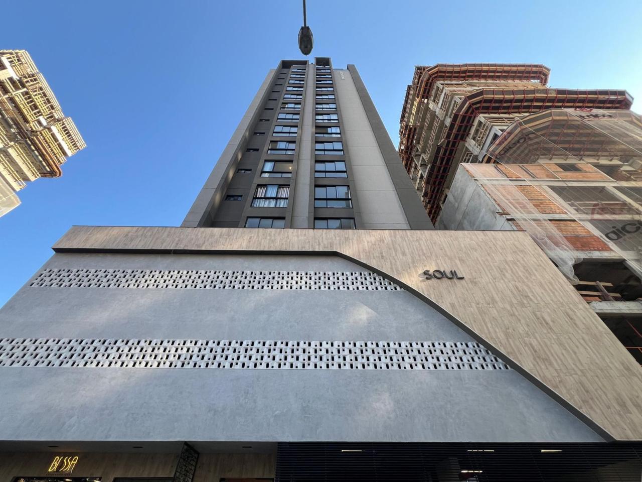 Apartamento à venda com 70m² por R$ 920.000,00 - Invicta Itapema - Assessoria Imobiliária