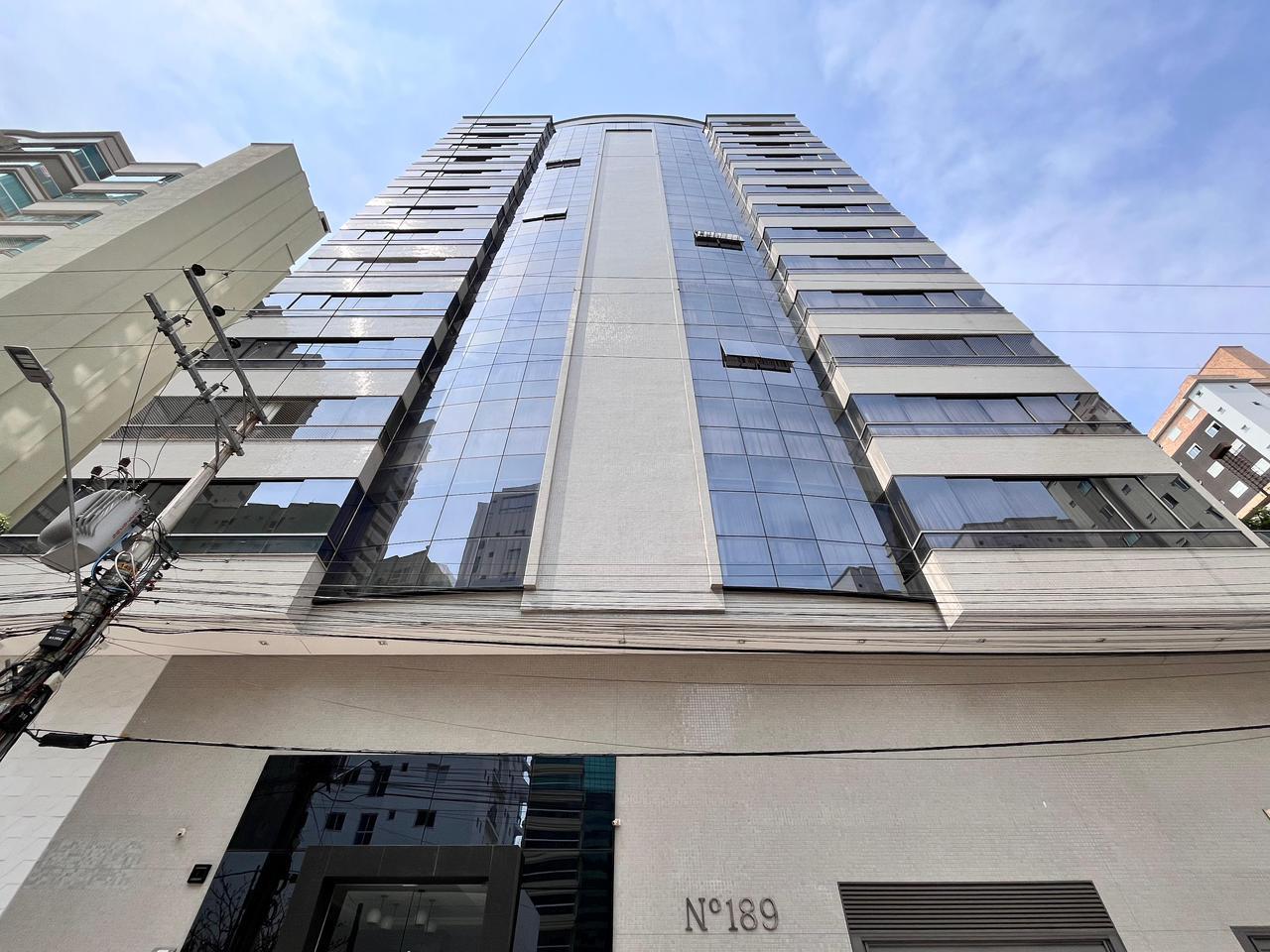 Apartamento à venda com 197m² por R$ 4.000.000,00 - Invicta Itapema - Assessoria Imobiliária