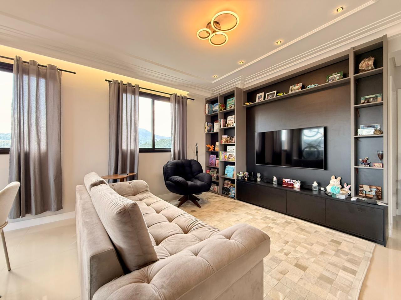 Apartamento à venda com 3 quartos, 120.00m² - Centro,Itapema
