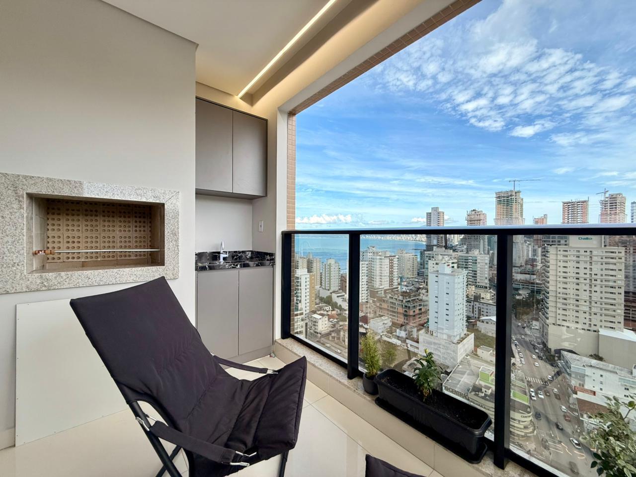 Apartamento à venda com 3 quartos, 120.00m² - Centro,Itapema