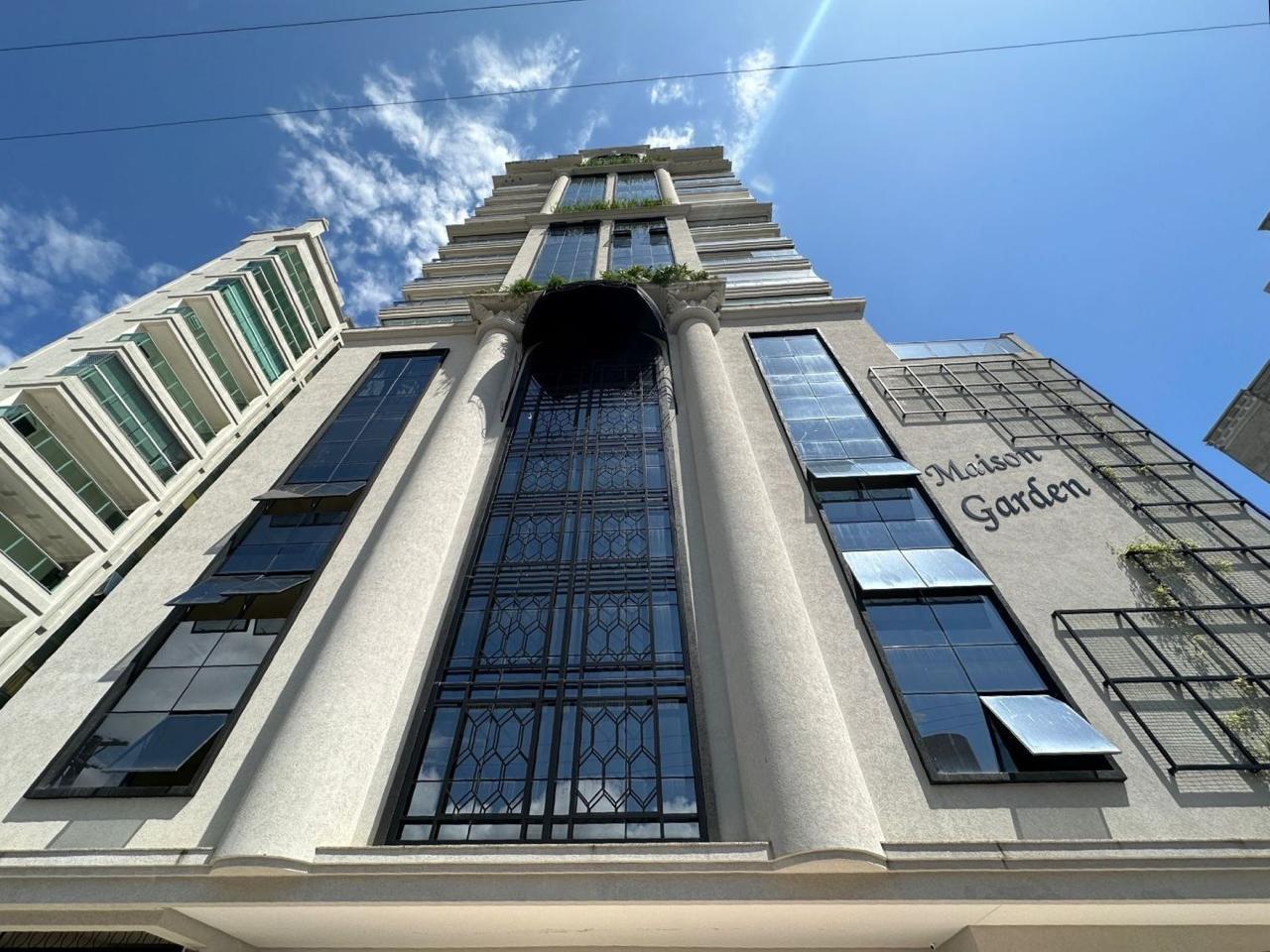 Apartamento à venda com 4 quartos - Meia Praia,Itapema