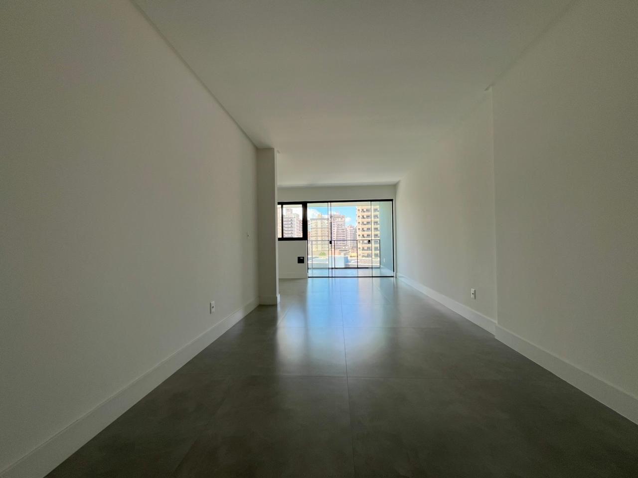  - Apartamento à venda em Itapema, Meia Praia, com 3 quartos, 132m²